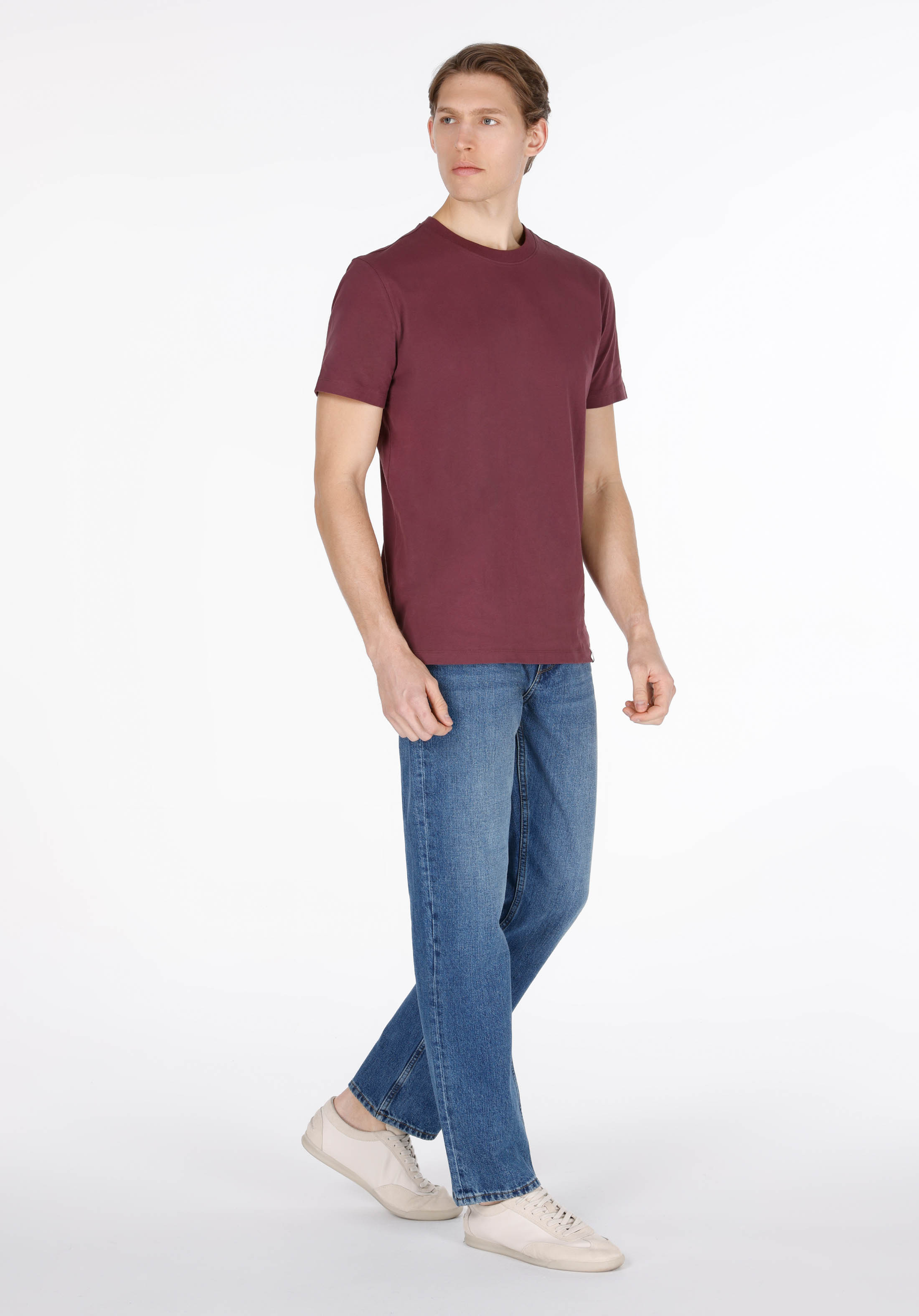 Afișați detalii pentru Regular Fit Round Neck Drept Bărbați Violet Tricou Cu Mânecă Scurtă