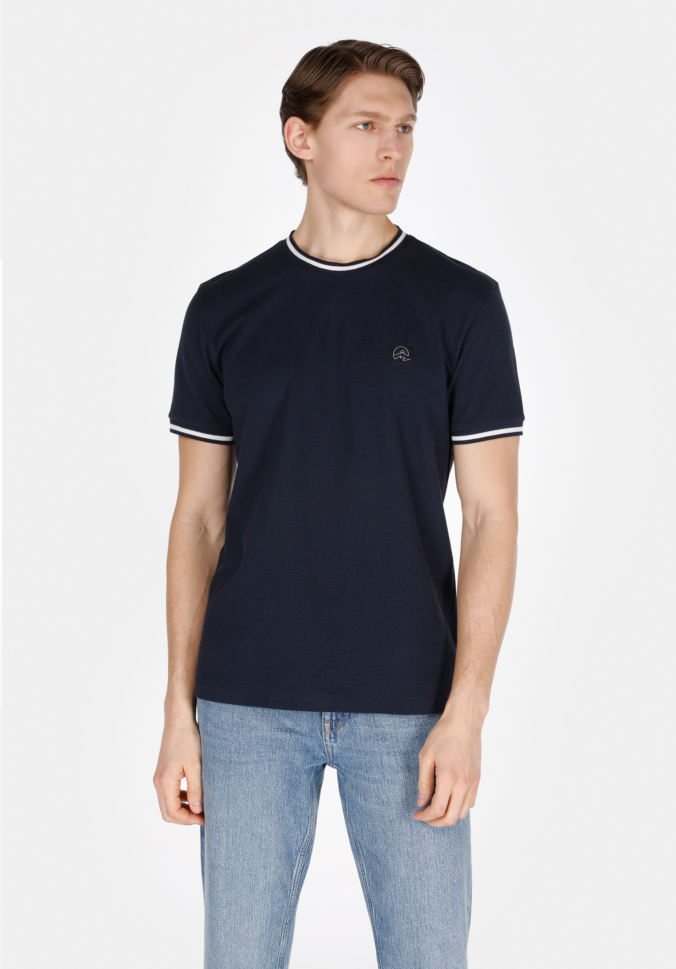 Afișați detalii pentru Tricou Cu Maneca Scurta De Barbati Albastru Marin Regular Fit  Cl1073359