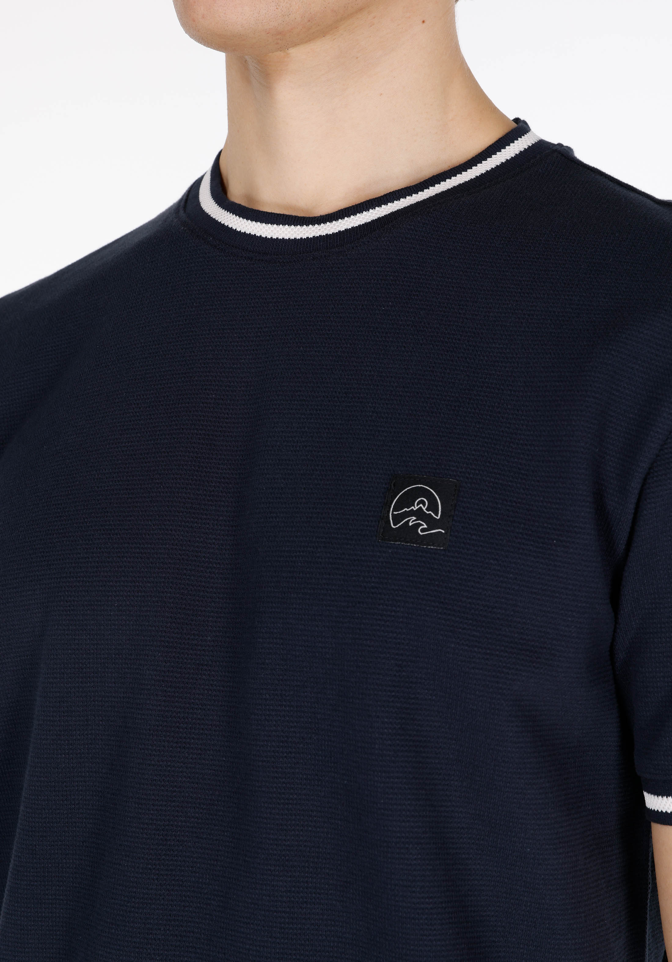Afișați detalii pentru Tricou Cu Maneca Scurta De Barbati Albastru Marin Regular Fit  Cl1073359