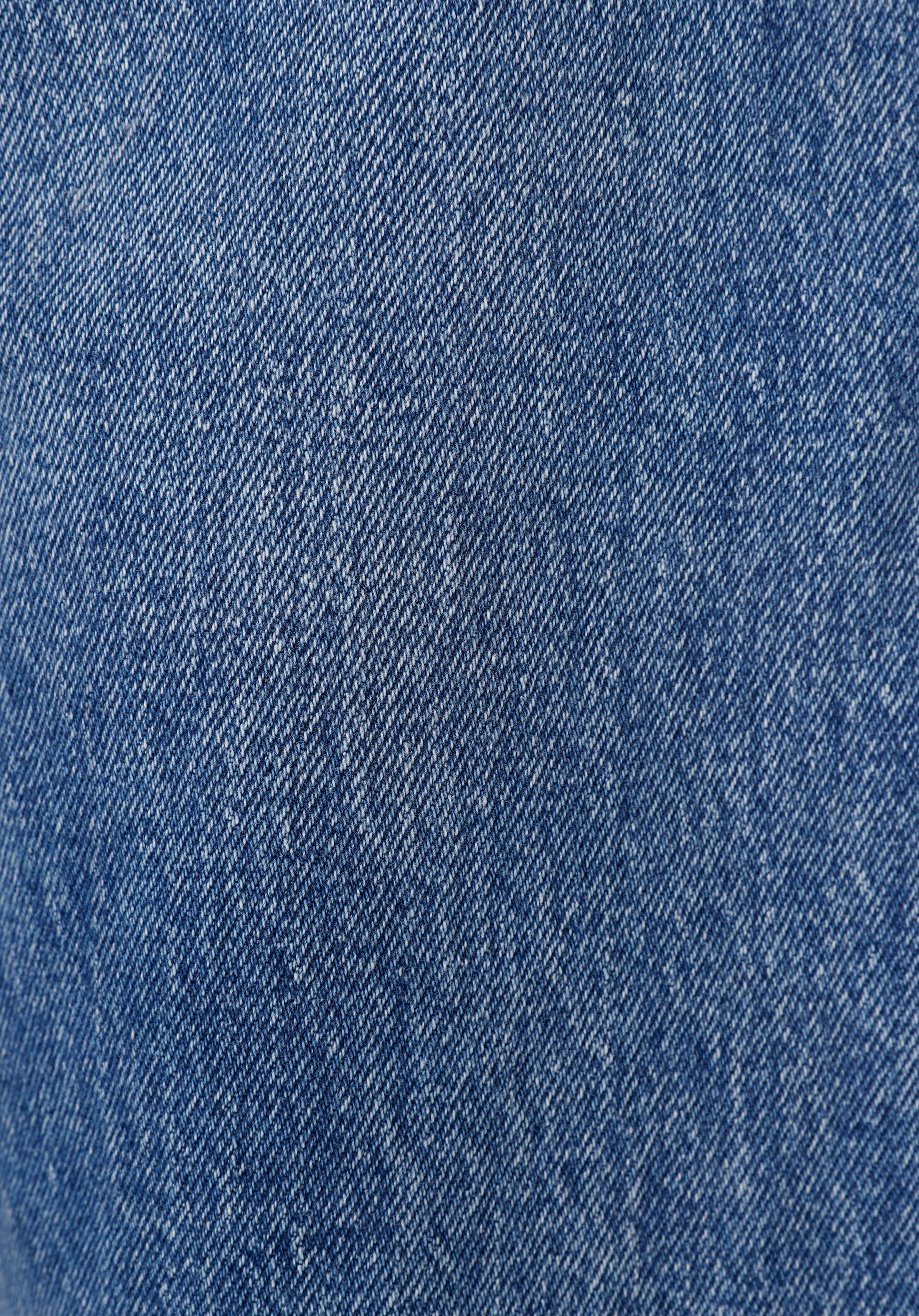 Afișați detalii pentru Pantaloni De Barbati Albastru Straight Fit 044 Karl Cl1074510