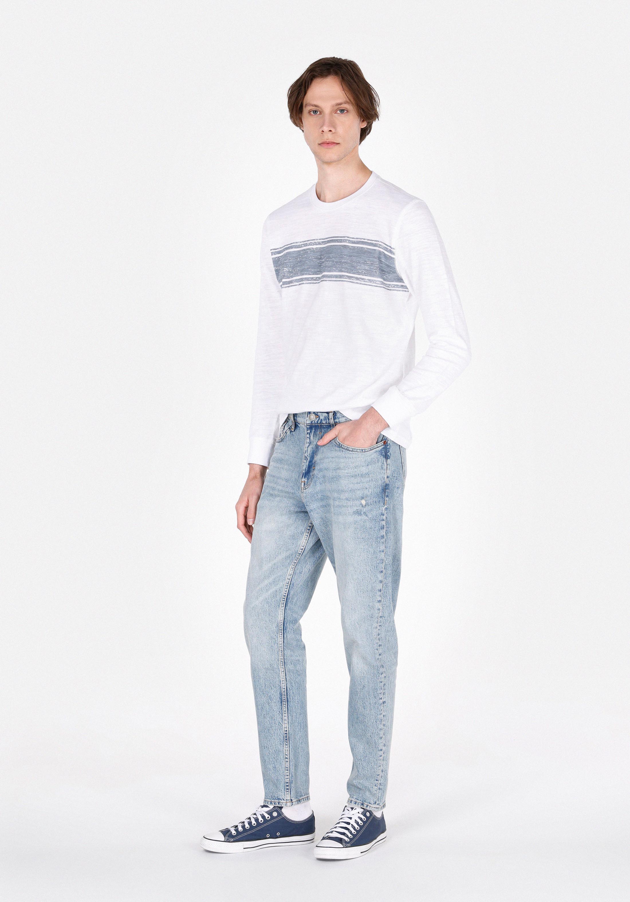 Afișați detalii pentru Pantaloni De Barbati Albastru Loose Tapered Fit  Cl1074512