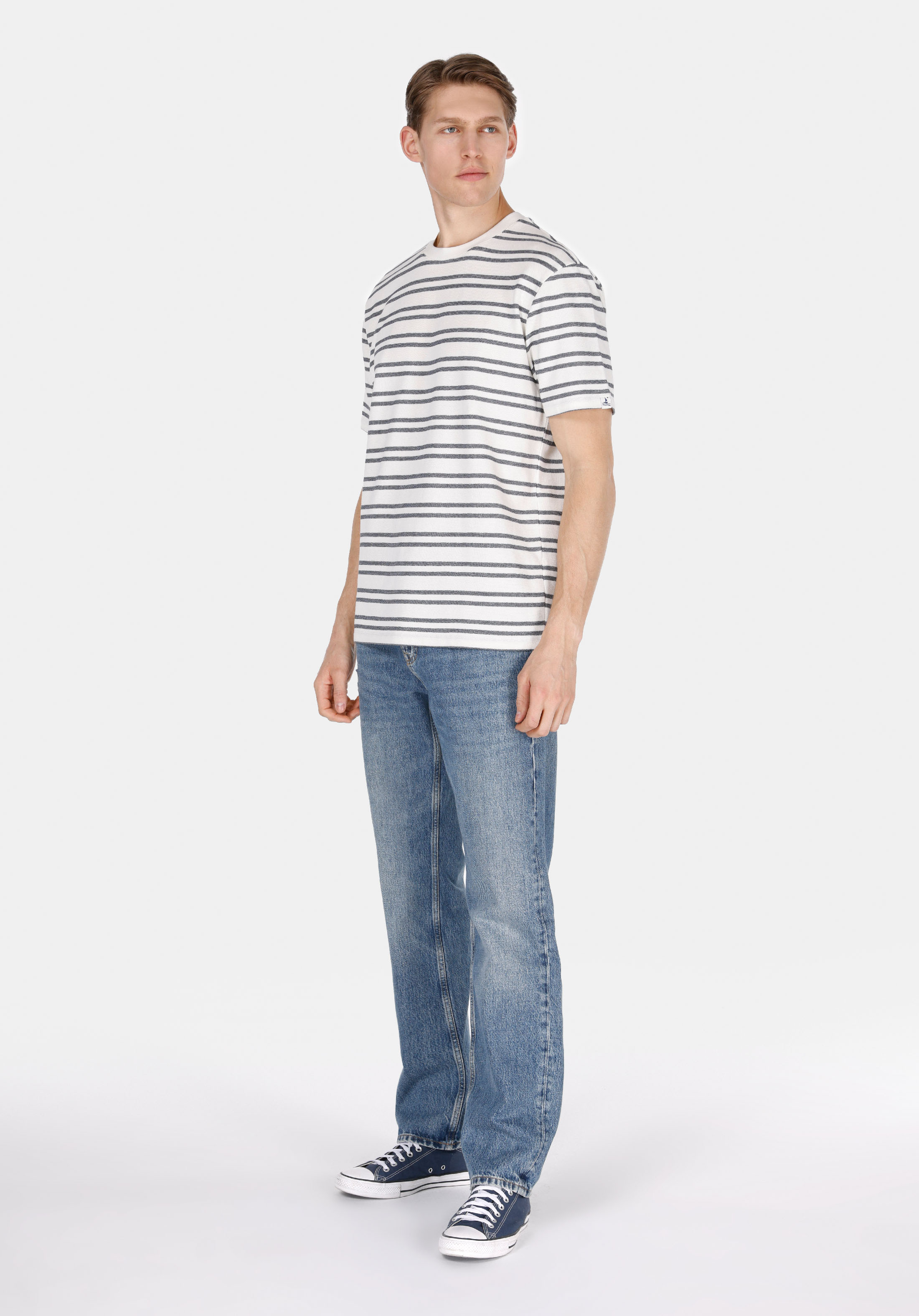 Afișați detalii pentru Tricou Cu Mânecă Scurtă Albă Cu Guler Rotund Cu Dungi Comfort Fit