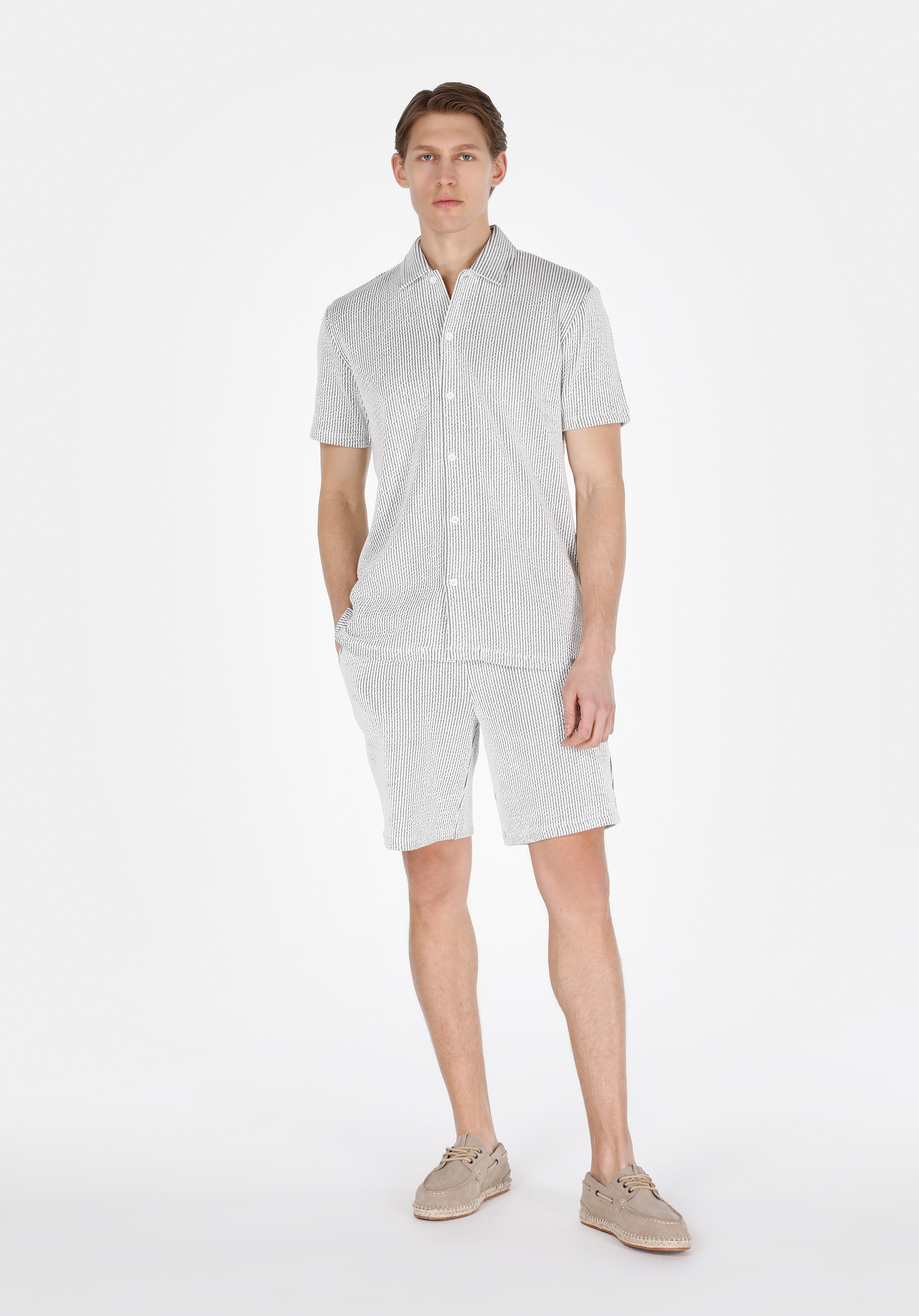Afișați detalii pentru Short / Pantaloni Scurti De Barbati  Regular Fit  Cl1074823