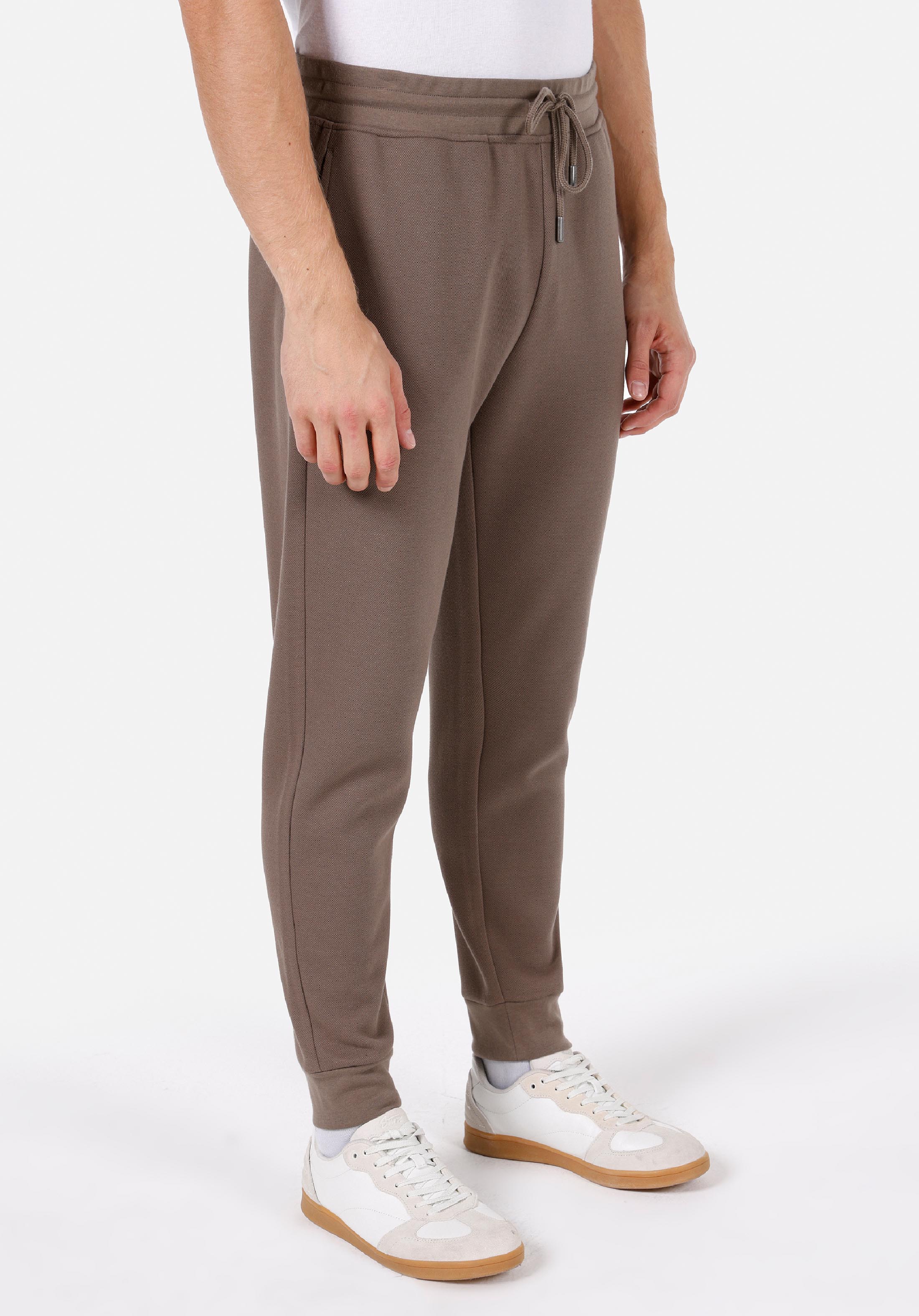 Afișați detalii pentru Pantaloni De Trening De Barbati Maro Regular Fit  Cl1072476