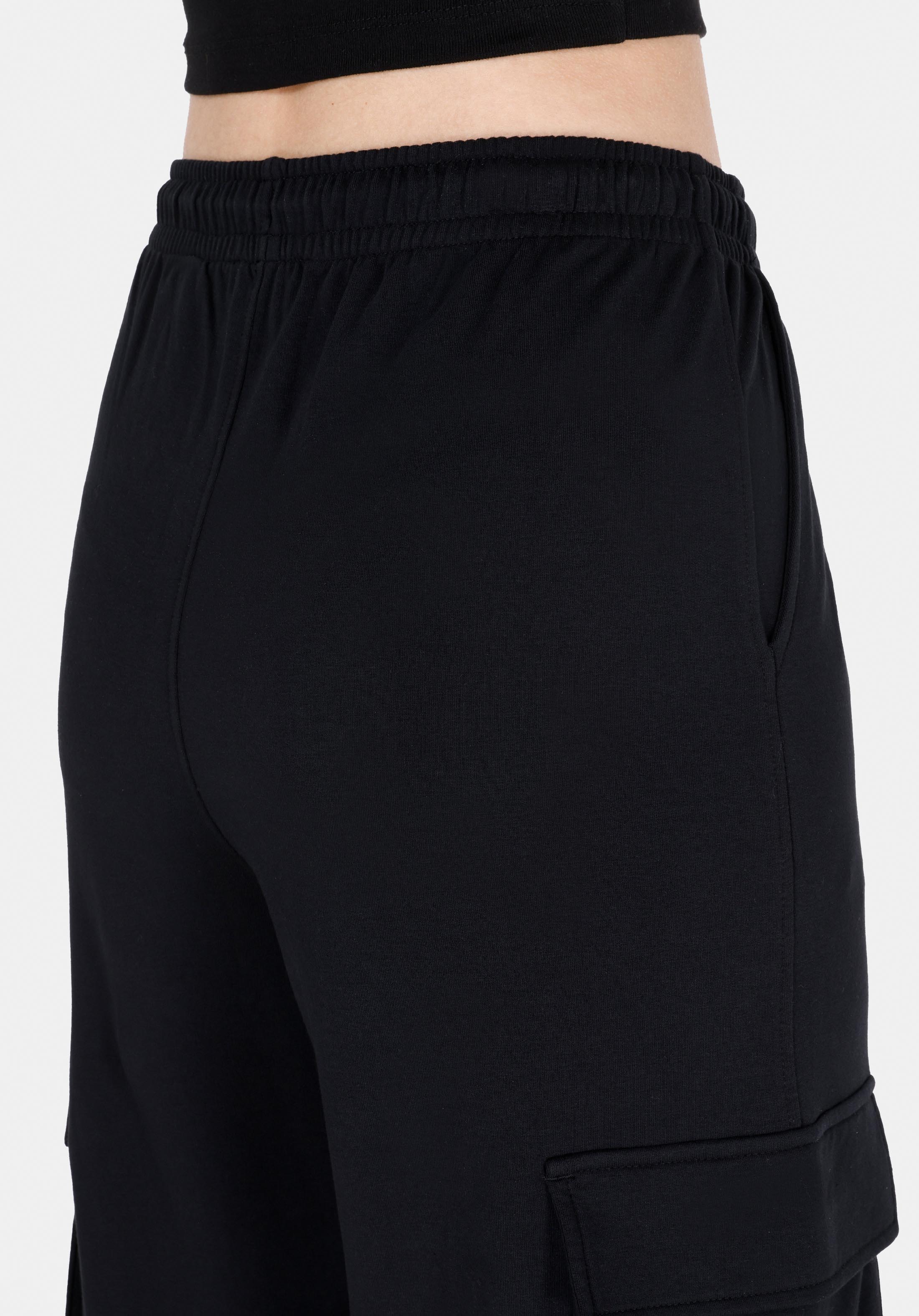 Afișați detalii pentru Pantaloni De Trening De Dama Negru Regular Fit  Cl1072561