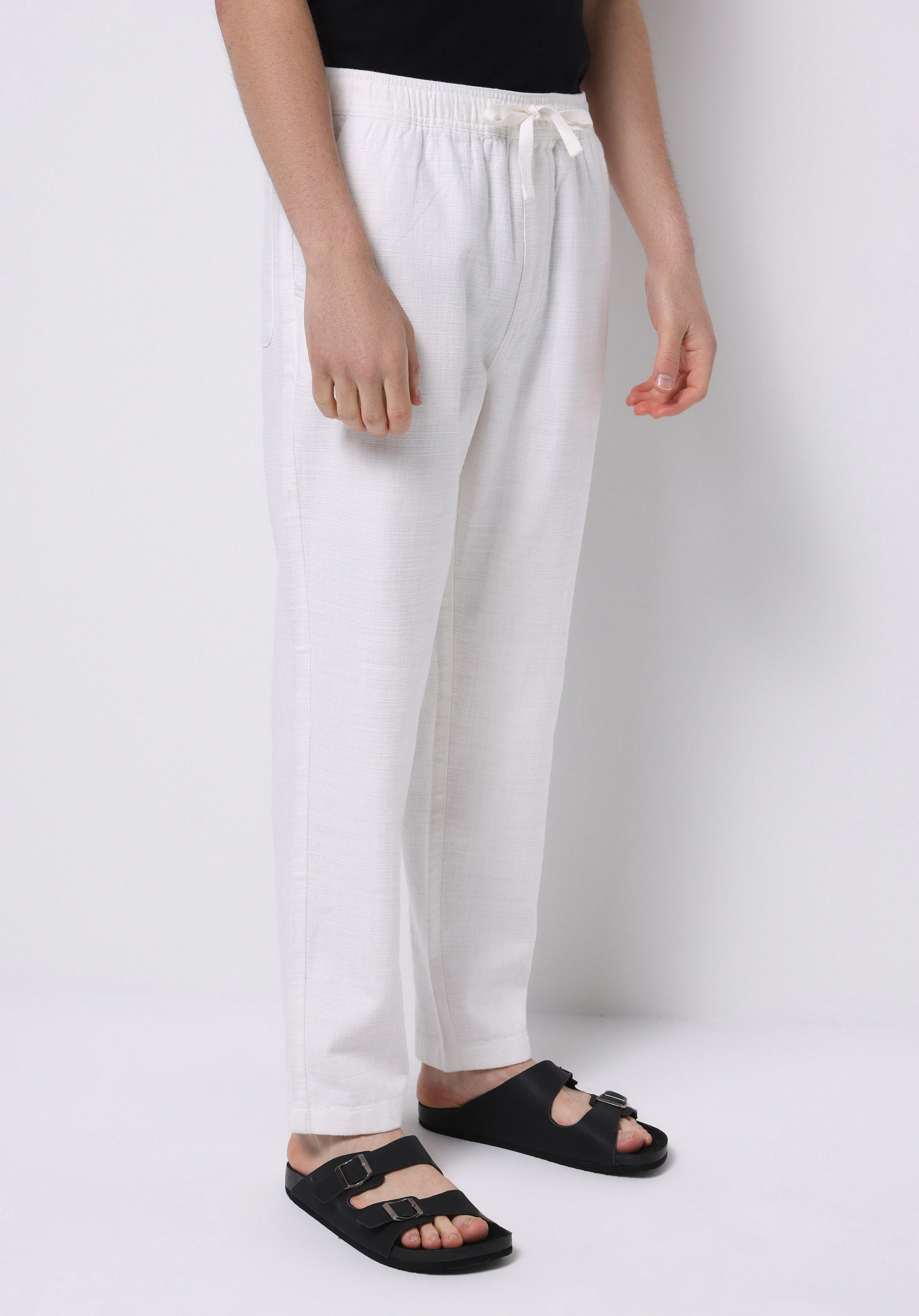 Afișați detalii pentru Pantaloni De Barbati Alb Regular Fit  Cl1073863