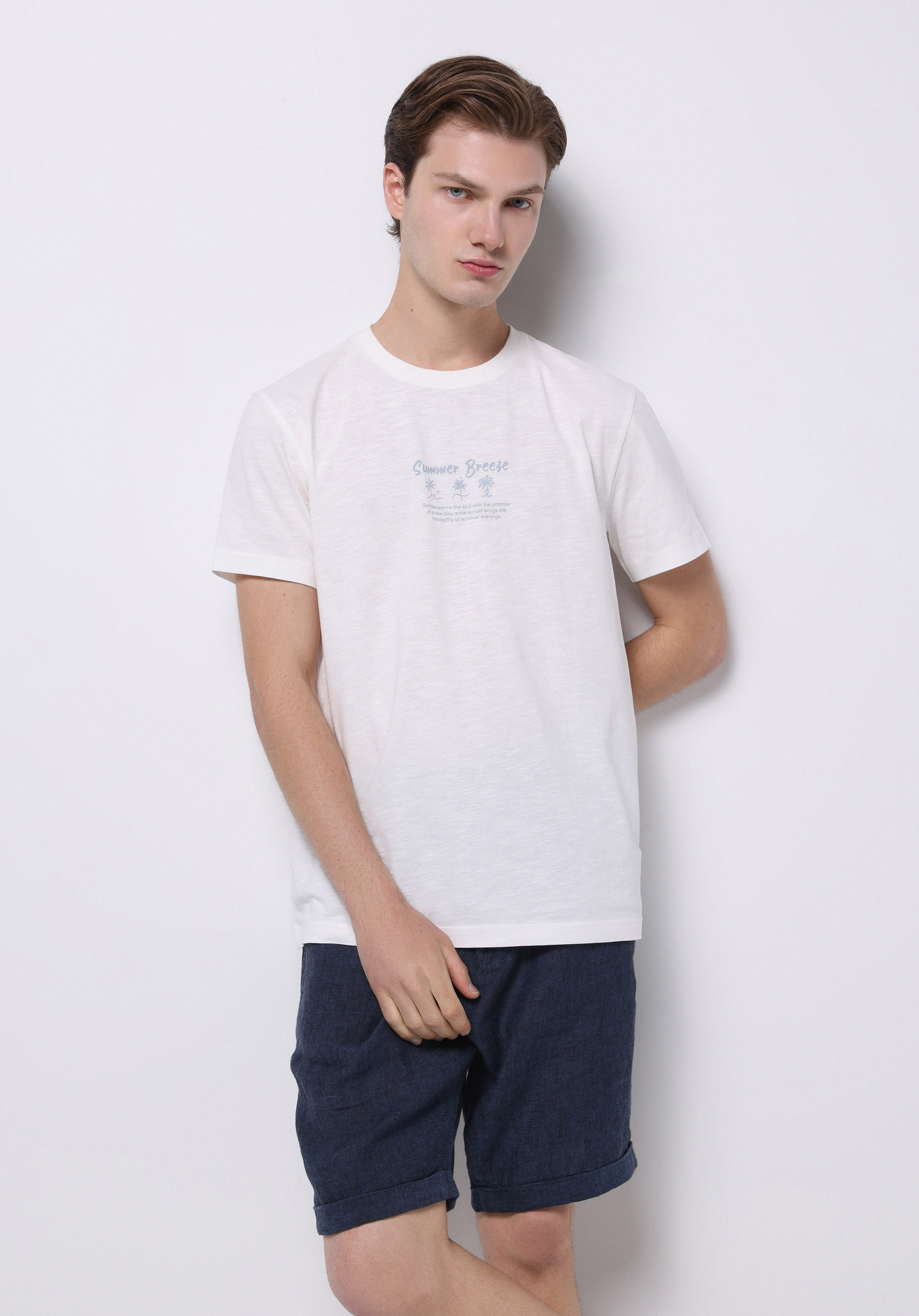 Afișați detalii pentru Tricou Cu Maneca Scurta De Barbati Alb Regular Fit  Cl1074202