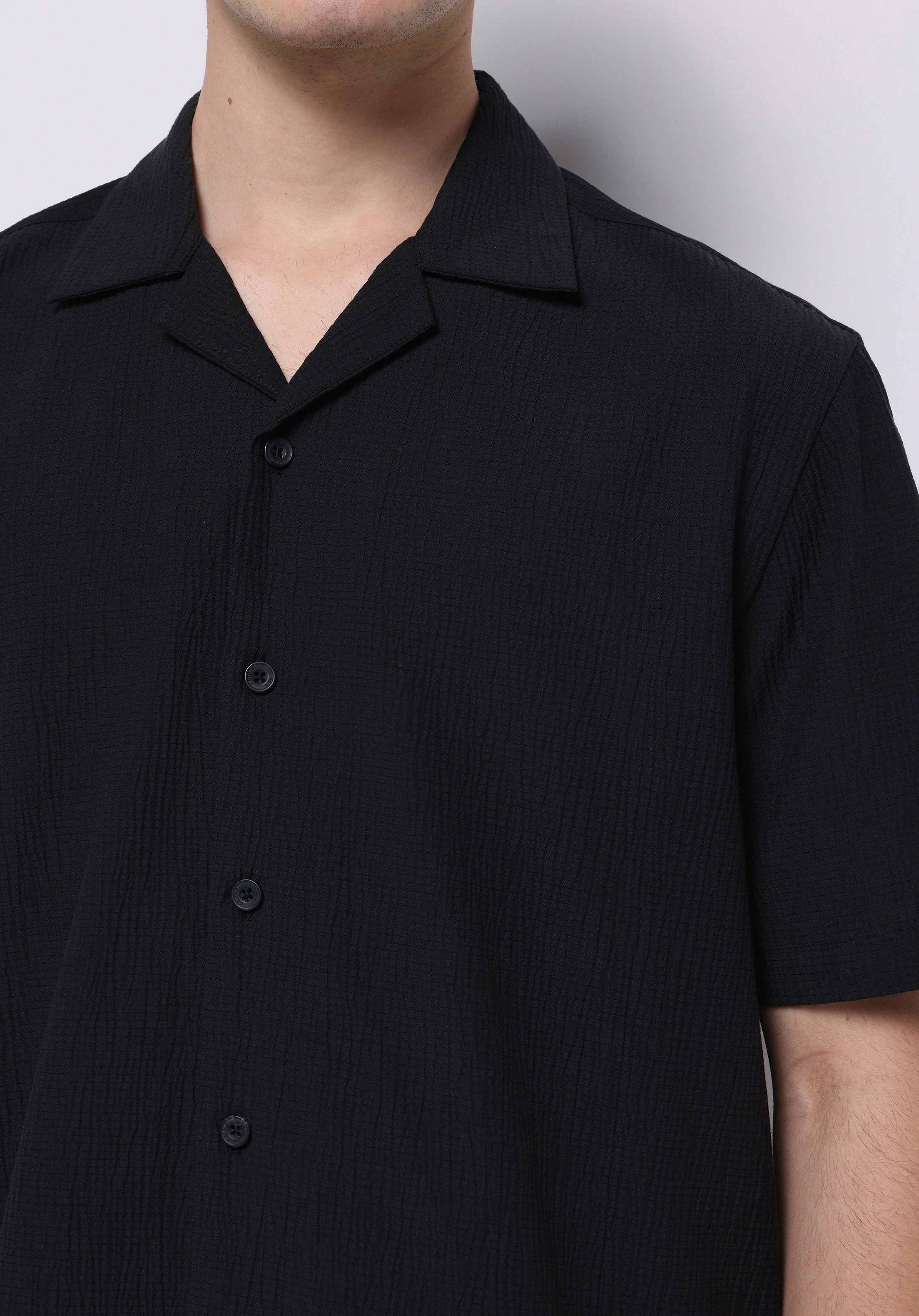 Afișați detalii pentru Camasa Cu Maneca Scurta De Barbati Negru Regular Fit  Cl1074590