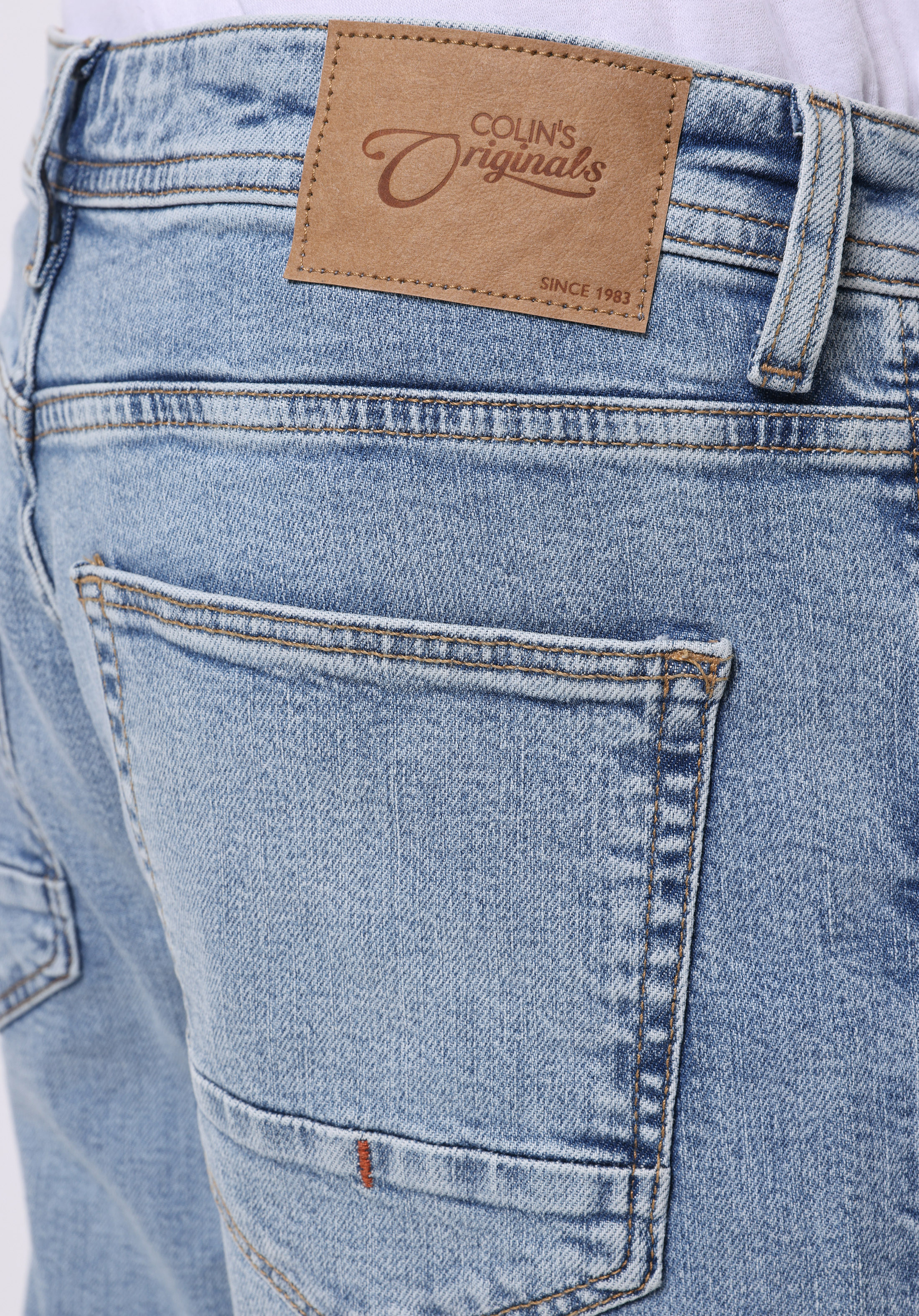 Afișați detalii pentru Pantaloni De Barbati Albastru Straight Fit 044 Karl Cl1072984