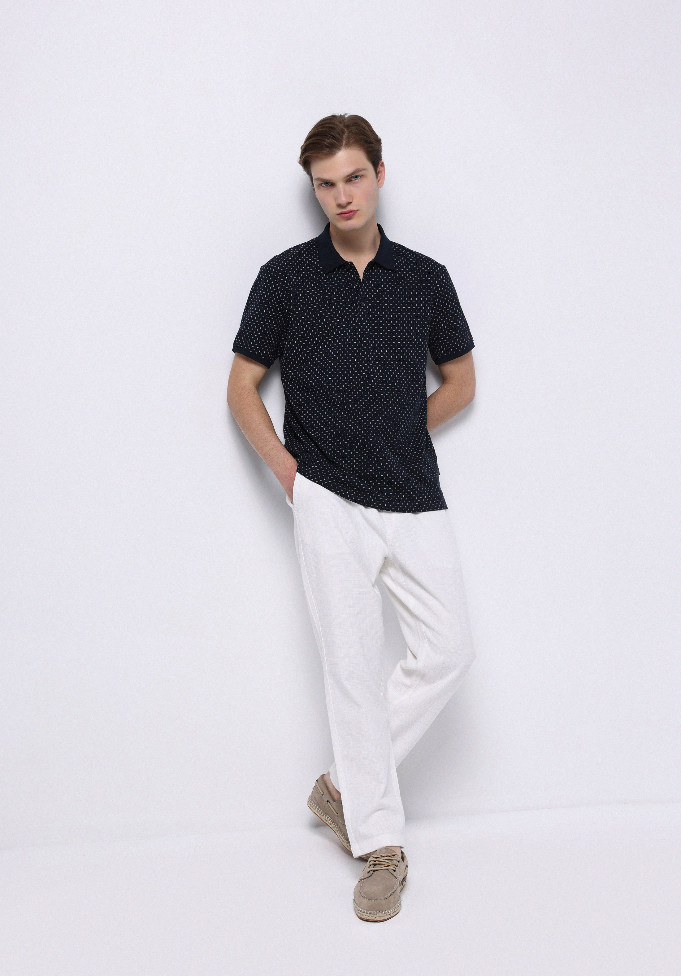 Afișați detalii pentru Tricou Polo Cu Maneca Scurta De Barbati Albastru Marin Regular Fit  Cl1074041