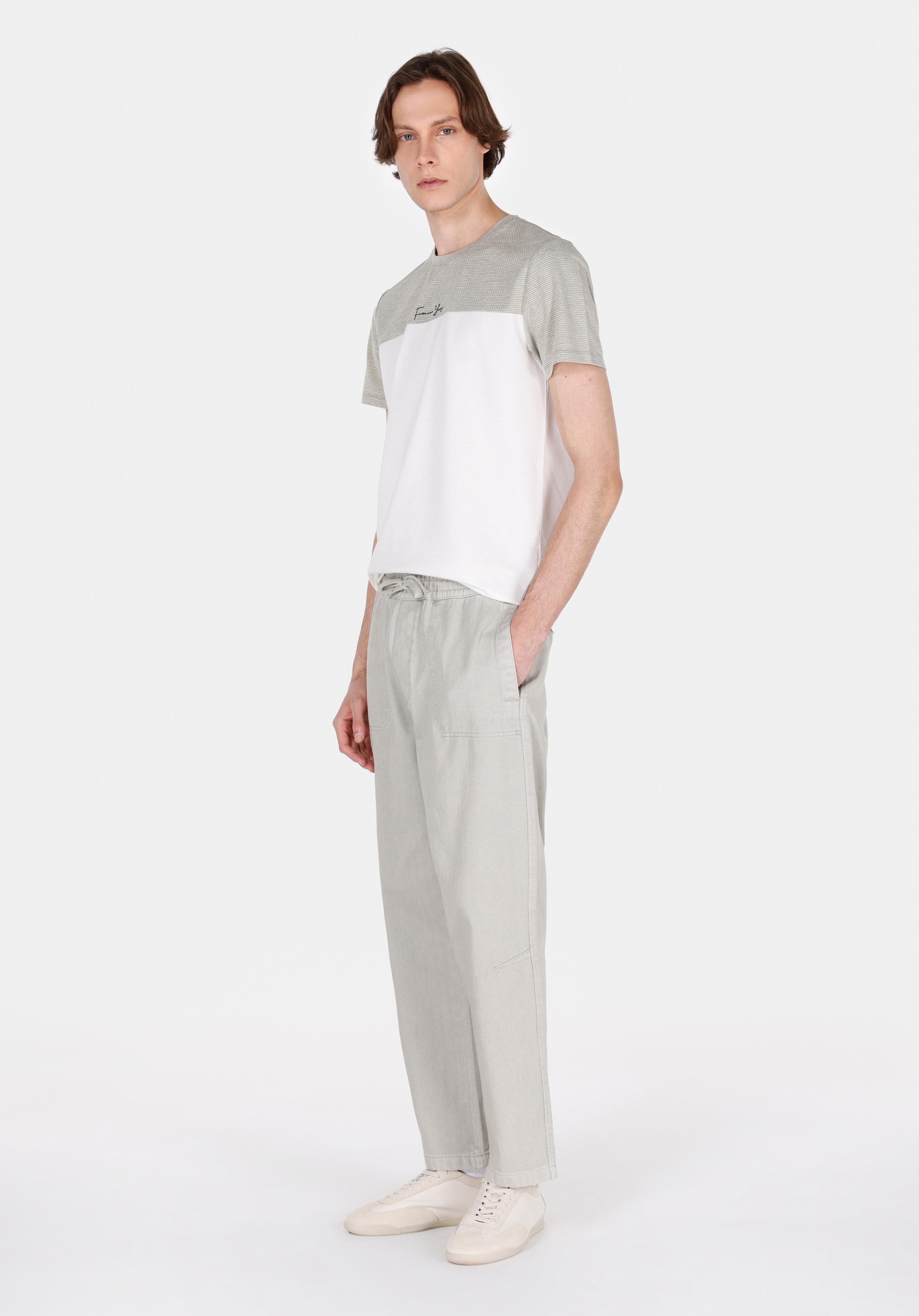 Afișați detalii pentru Pantaloni De Barbati Verde Relaxed Fit  Cl1073993