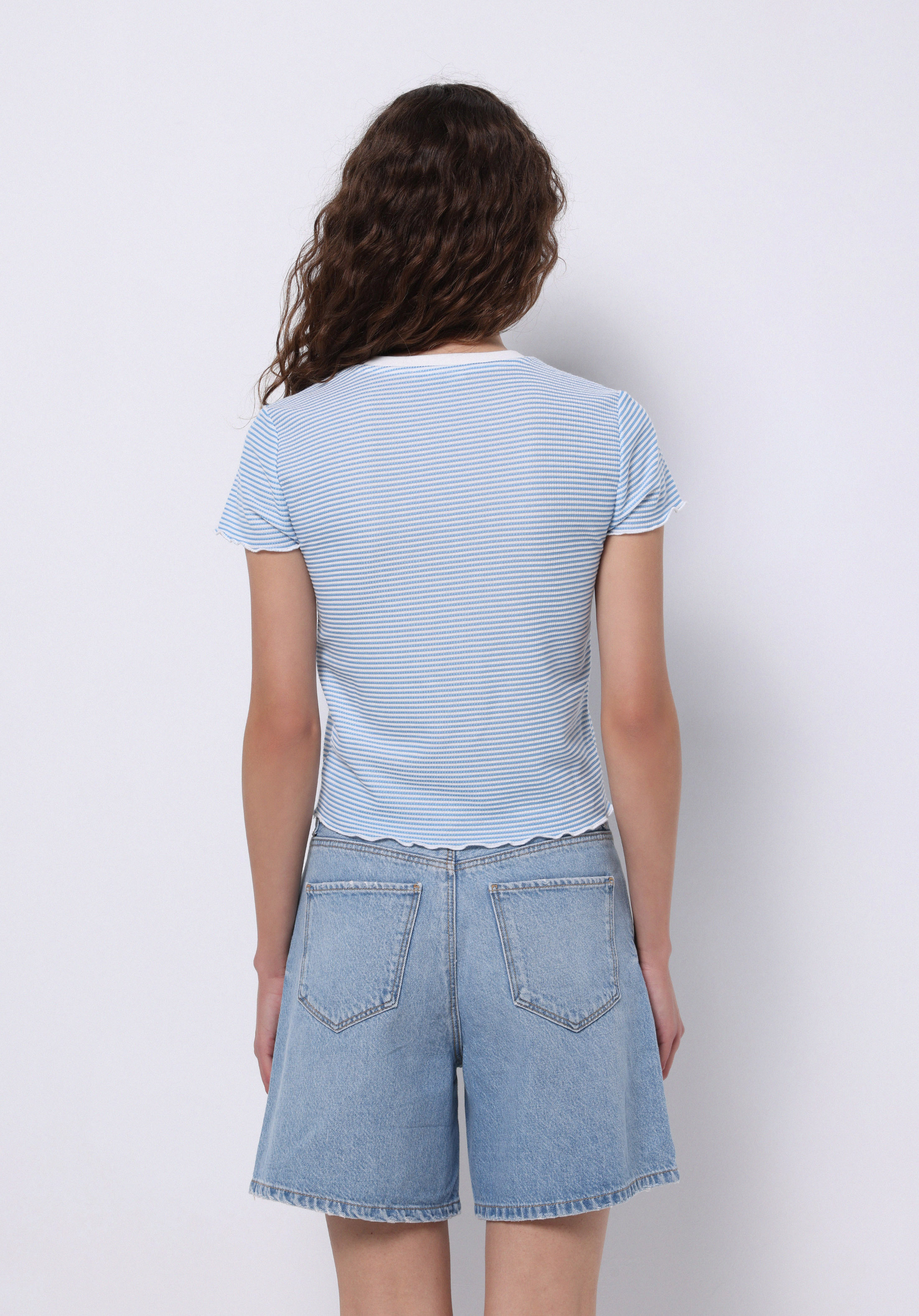 Afișați detalii pentru Slim Fit Round Collar Striped Tricou Albastru Cu Mânecă Scurtă Pentru Femei