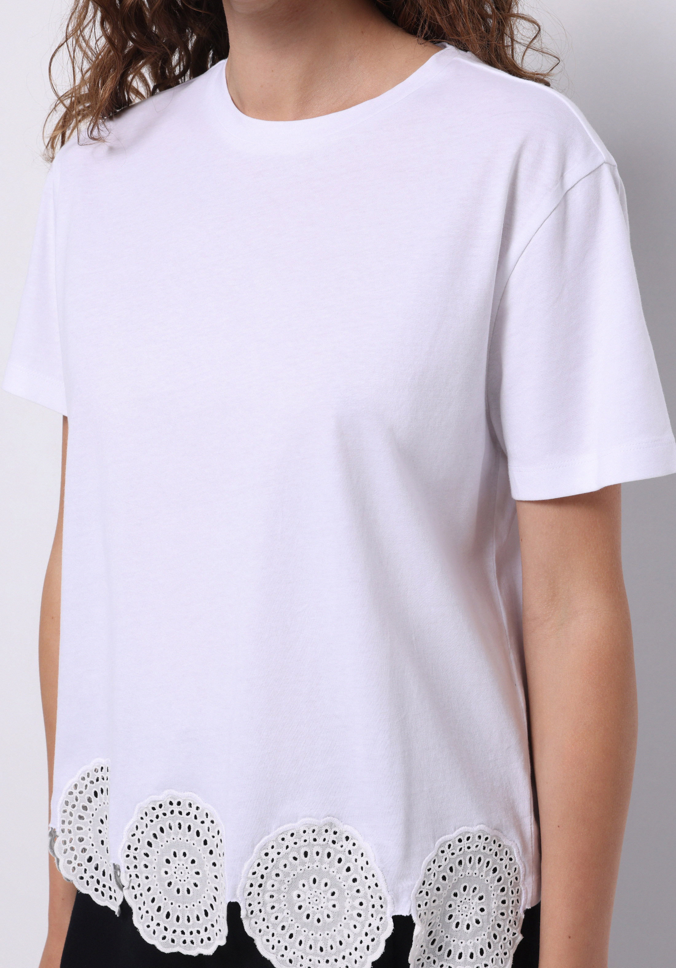 Afișați detalii pentru Tricou Cu Maneca Scurta De Dama Alb Regular Fit  Cl1074284
