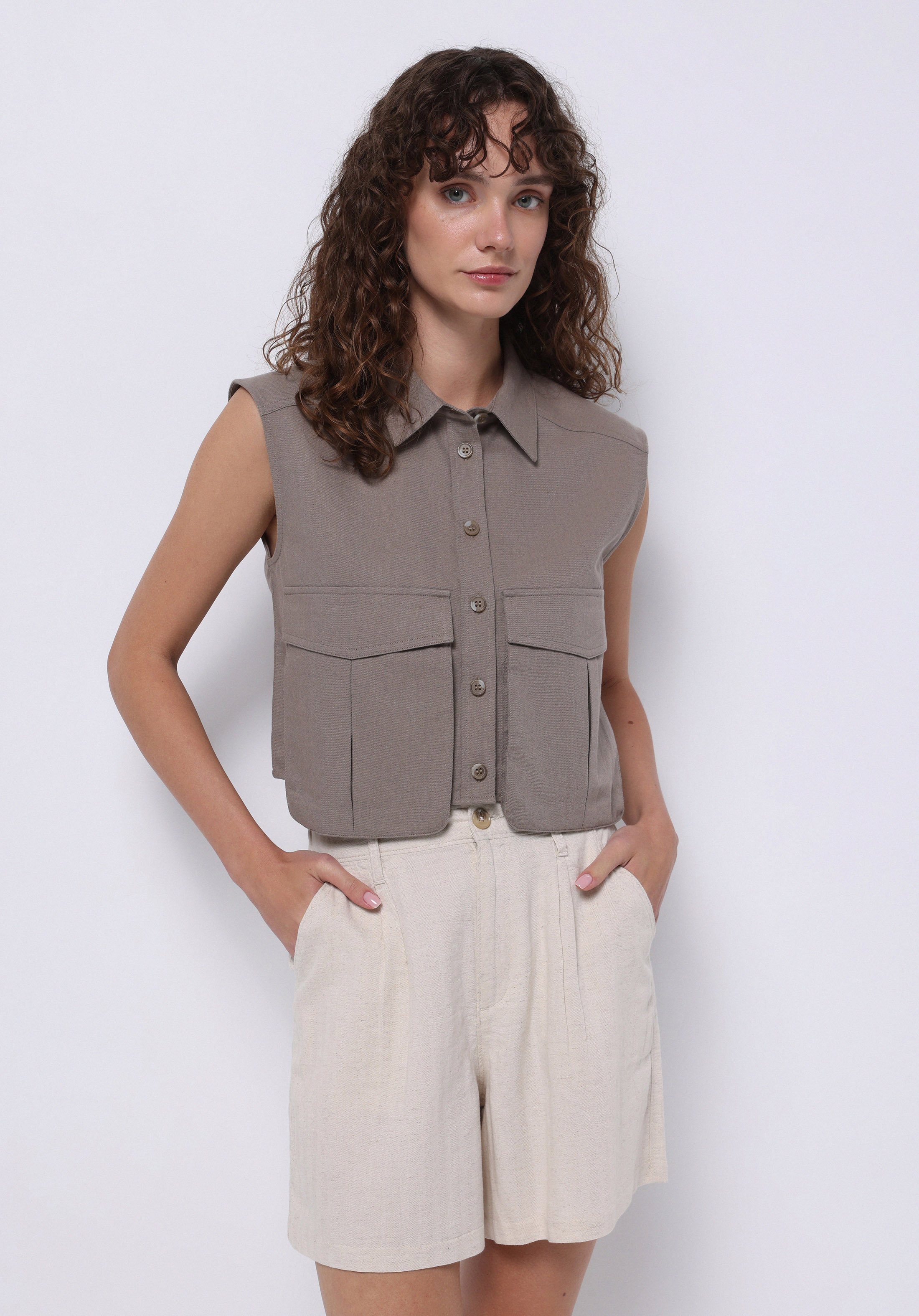 Afișați detalii pentru Vesta De Dama Kaki Regular Fit  Cl1074380