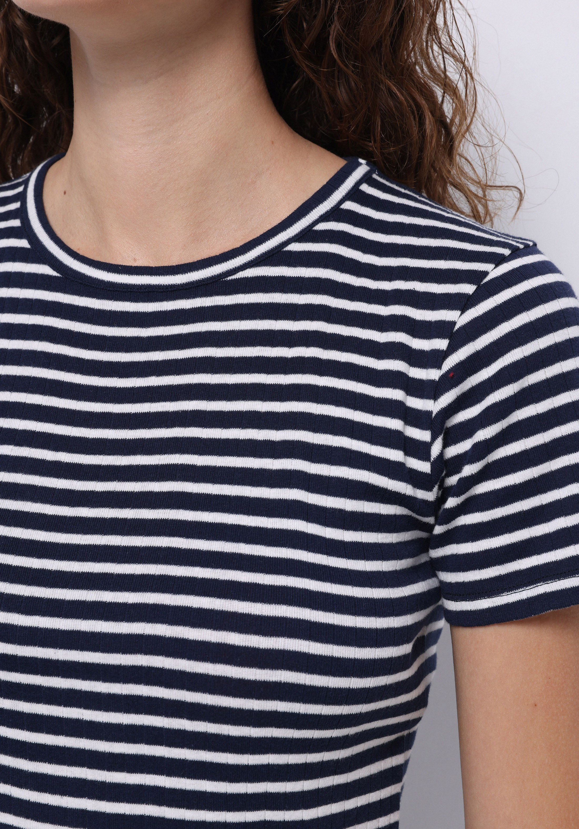 Afișați detalii pentru Tricou Cu Maneca Scurta De Dama Albastru Marin Slim Fit  Cl1074593