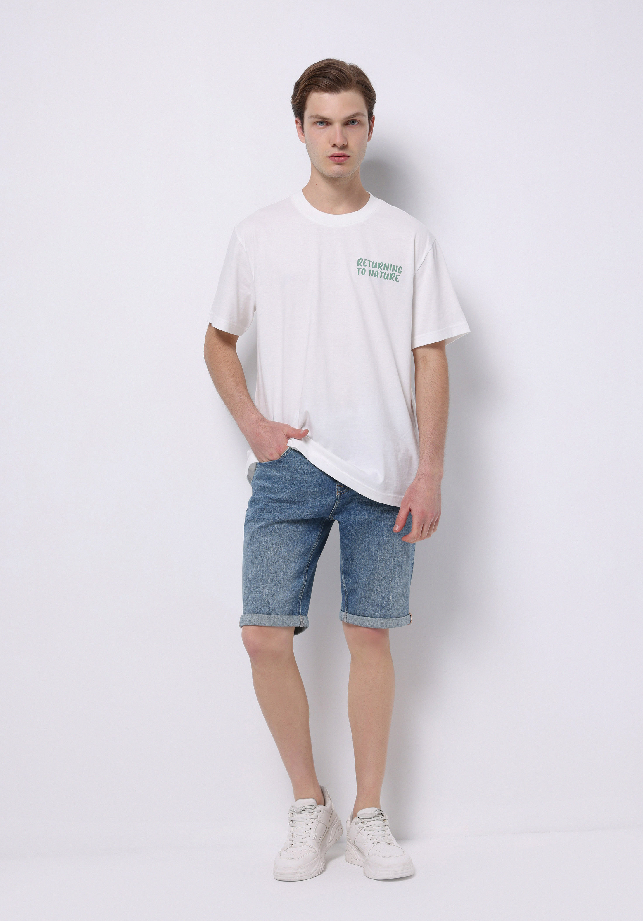Afișați detalii pentru Comfort Fit Round Neck Drept Bărbați Alb Short Tricou Cu Mânecă Scurtă