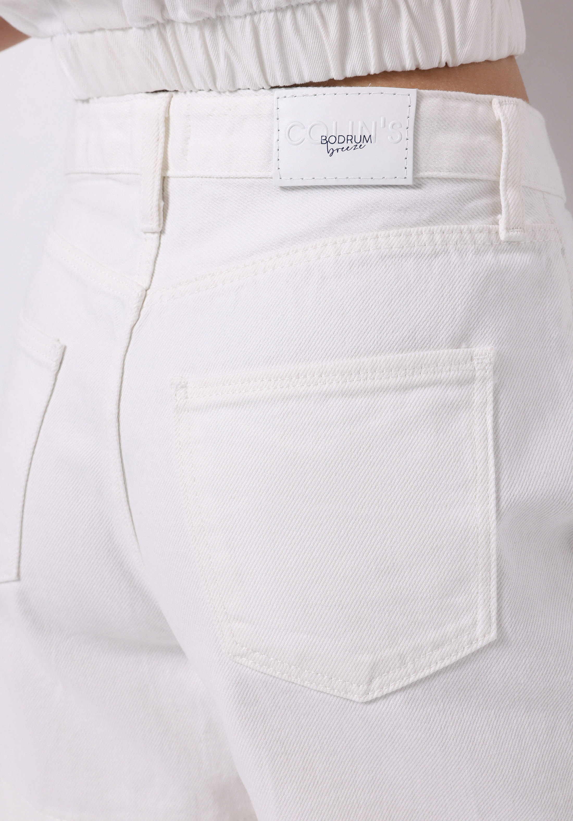 Afișați detalii pentru Short / Pantaloni Scurti De Dama Alb Regular Fit  Cl1074974