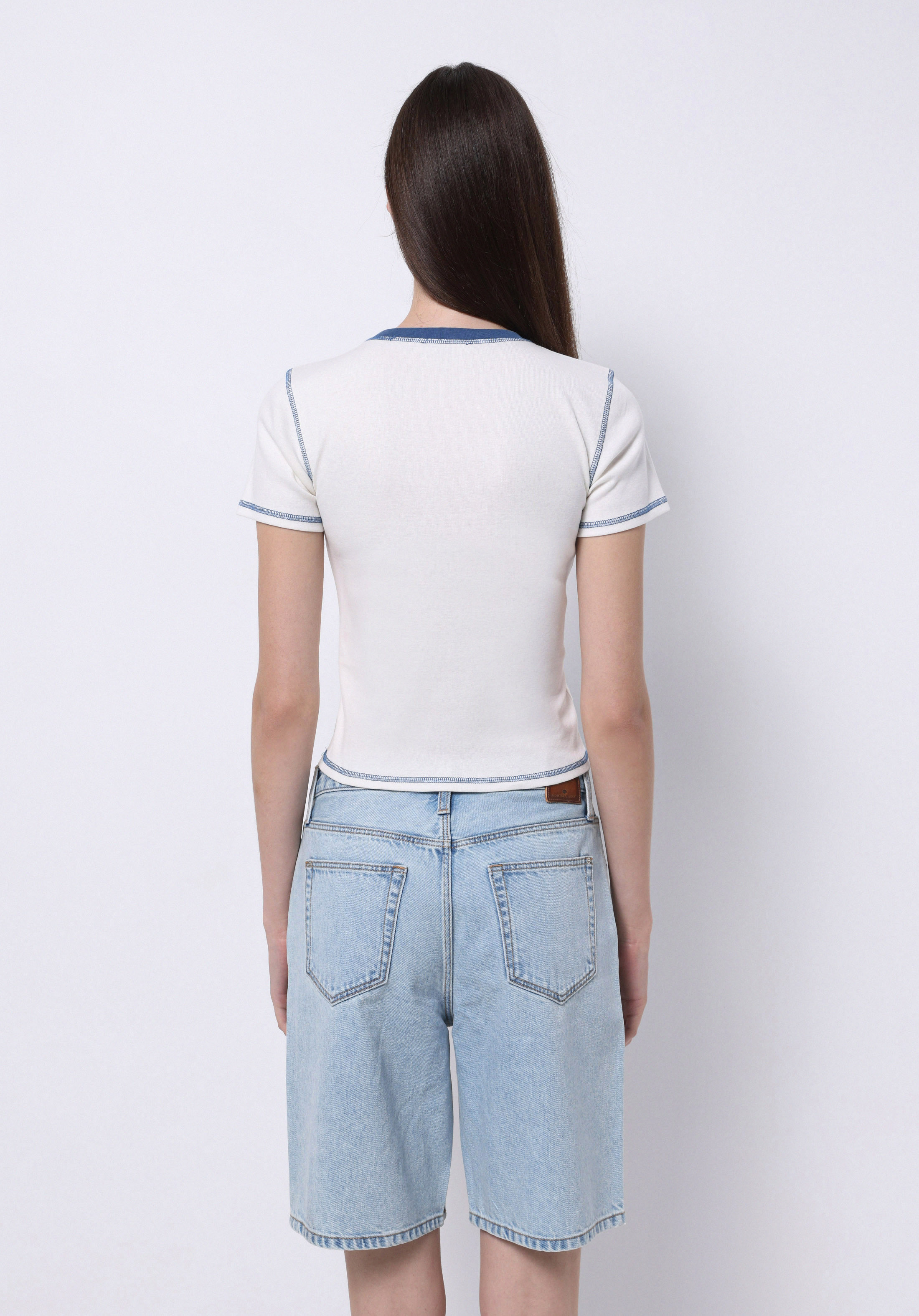 Afișați detalii pentru Tricou Cu Maneca Scurta De Dama Alb Slim Fit  Cl1073172