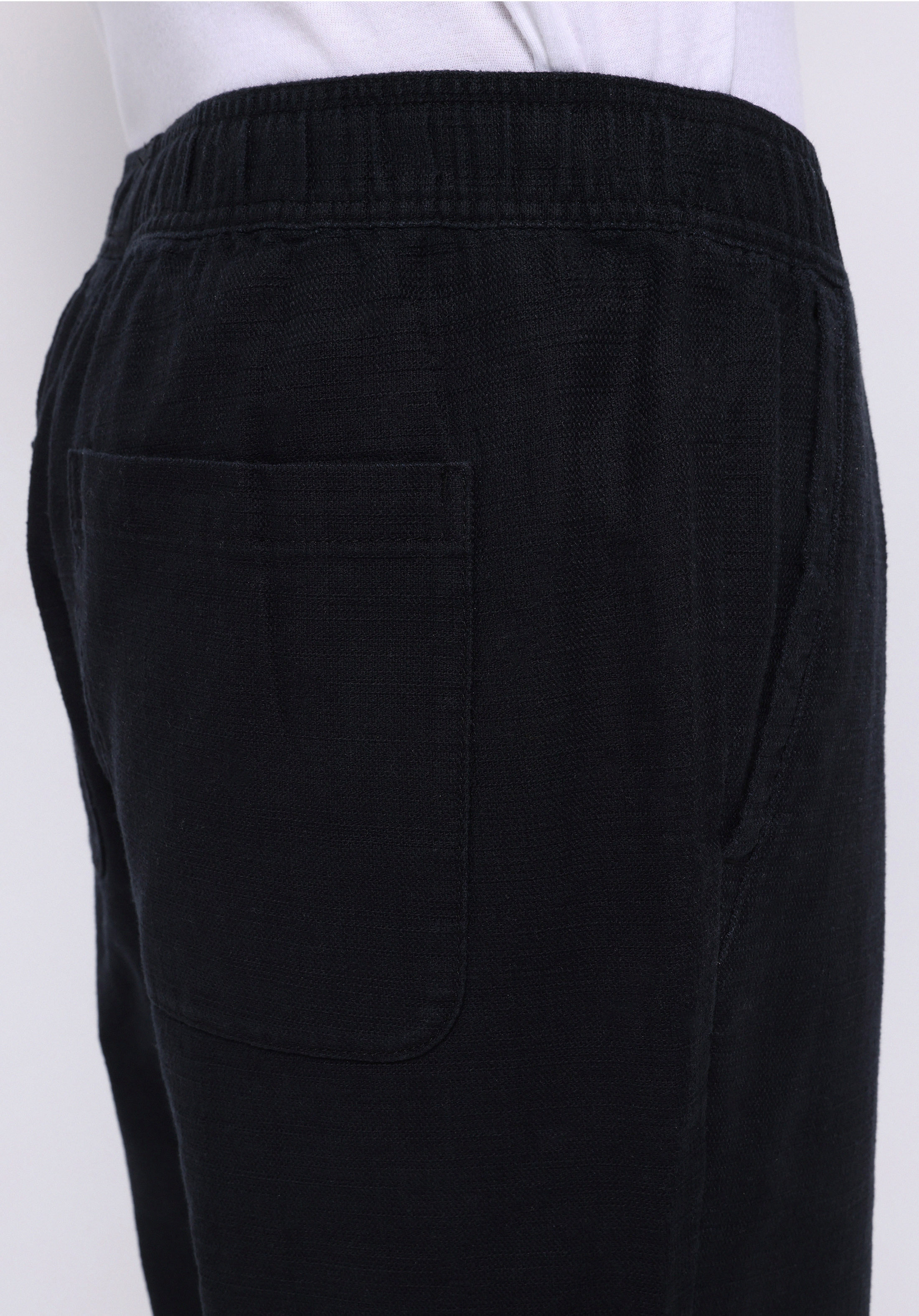 Afișați detalii pentru Pantaloni De Barbati Negru Regular Fit  Cl1073863