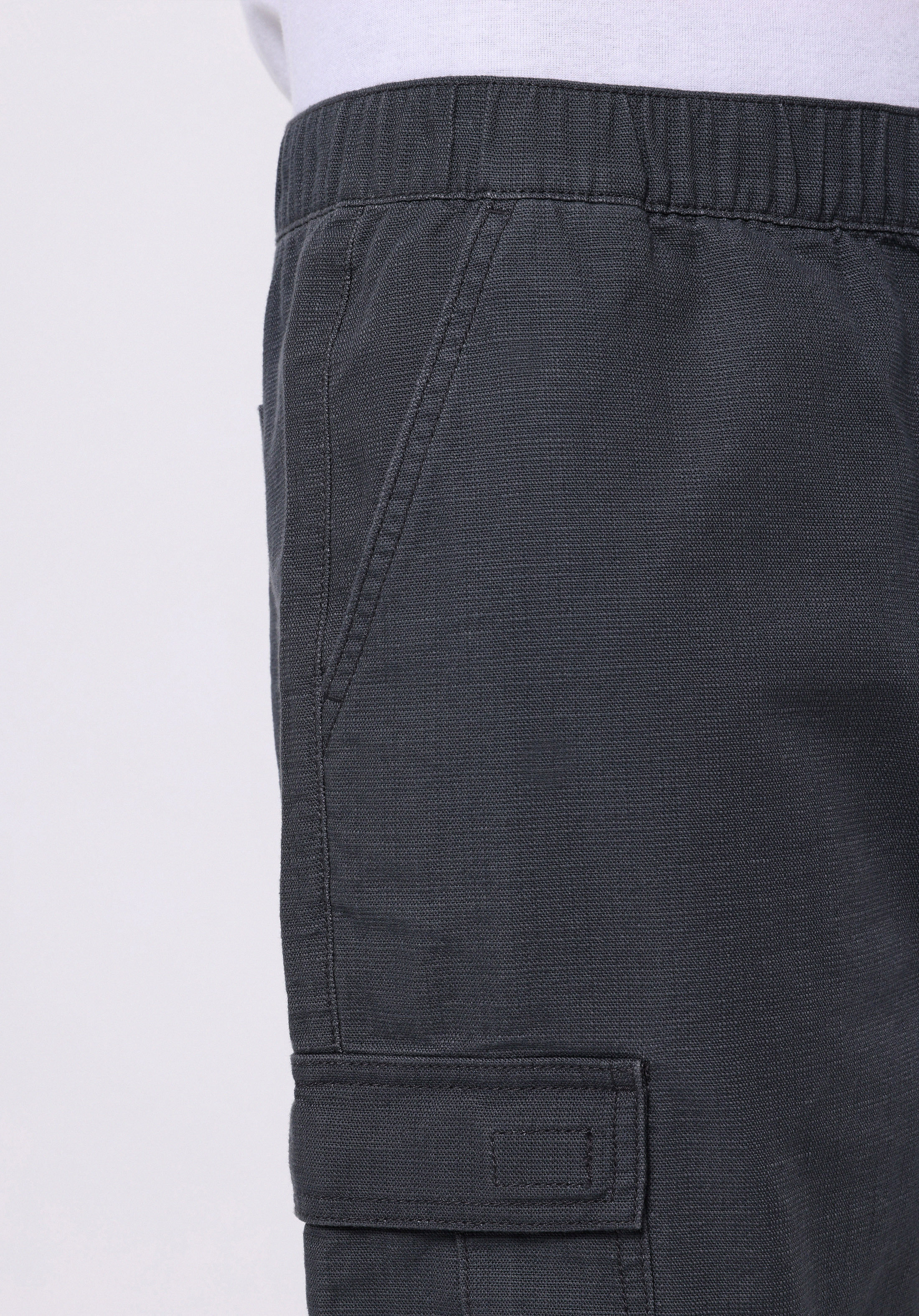 Afișați detalii pentru Short / Pantaloni Scurti De Barbati Antracit Regular Fit  Cl1074525