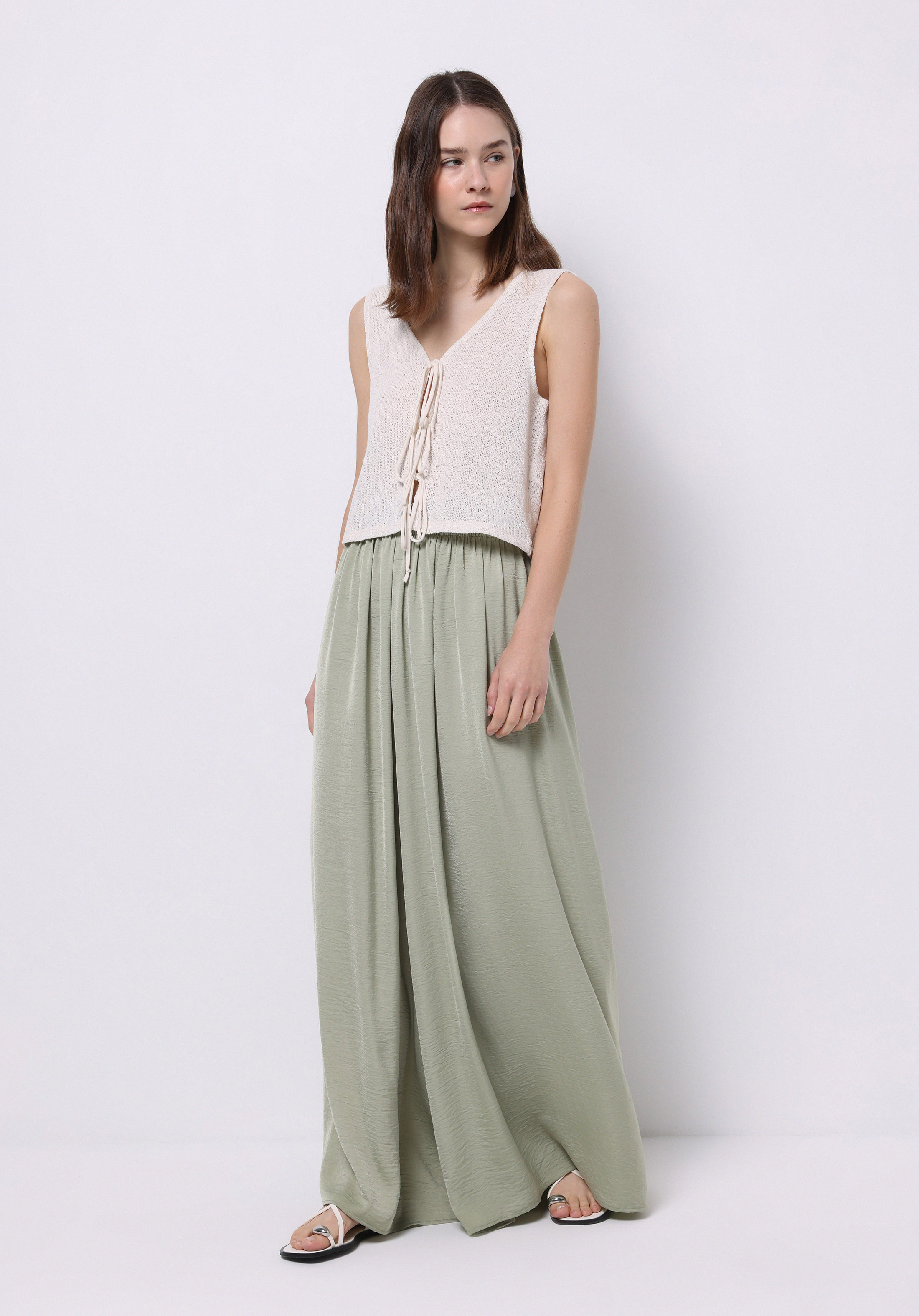 Afișați detalii pentru Pantaloni De Dama Verde Regular Fit  Cl1074666