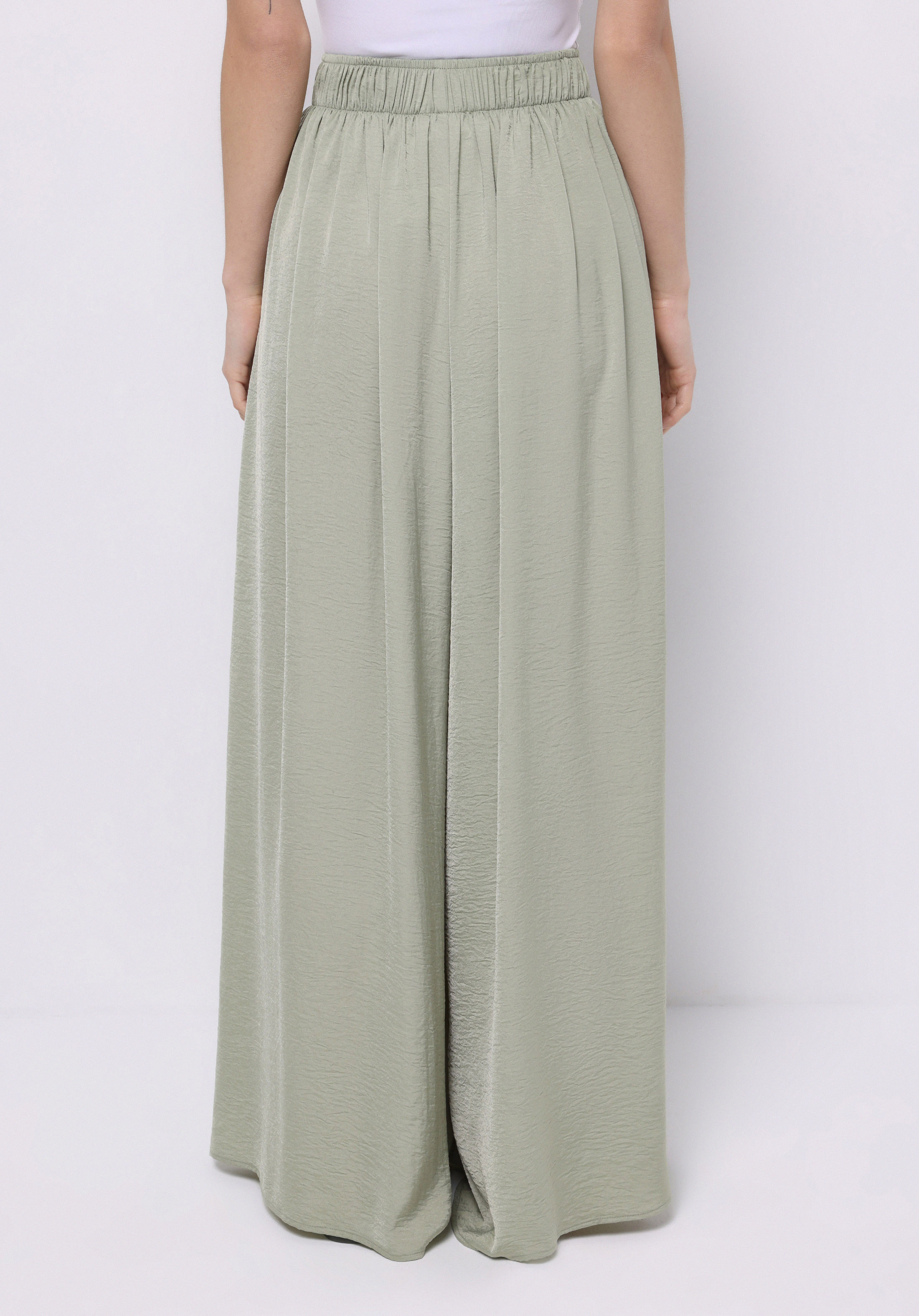 Afișați detalii pentru Pantaloni De Dama Verde Regular Fit  Cl1074666