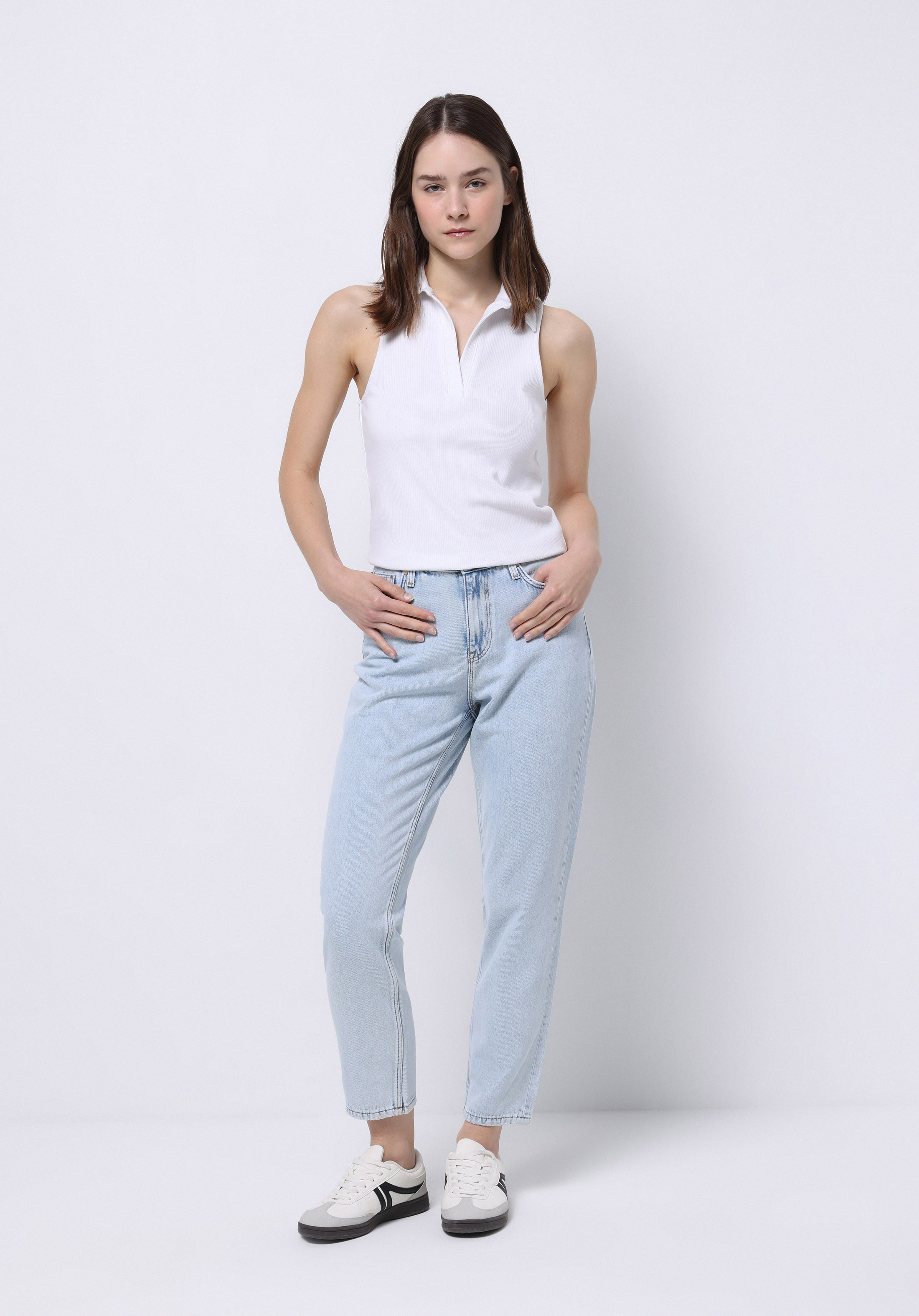 Afișați detalii pentru Pantaloni De Dama Albastru Mom Fit 896  Maria Cl1075184