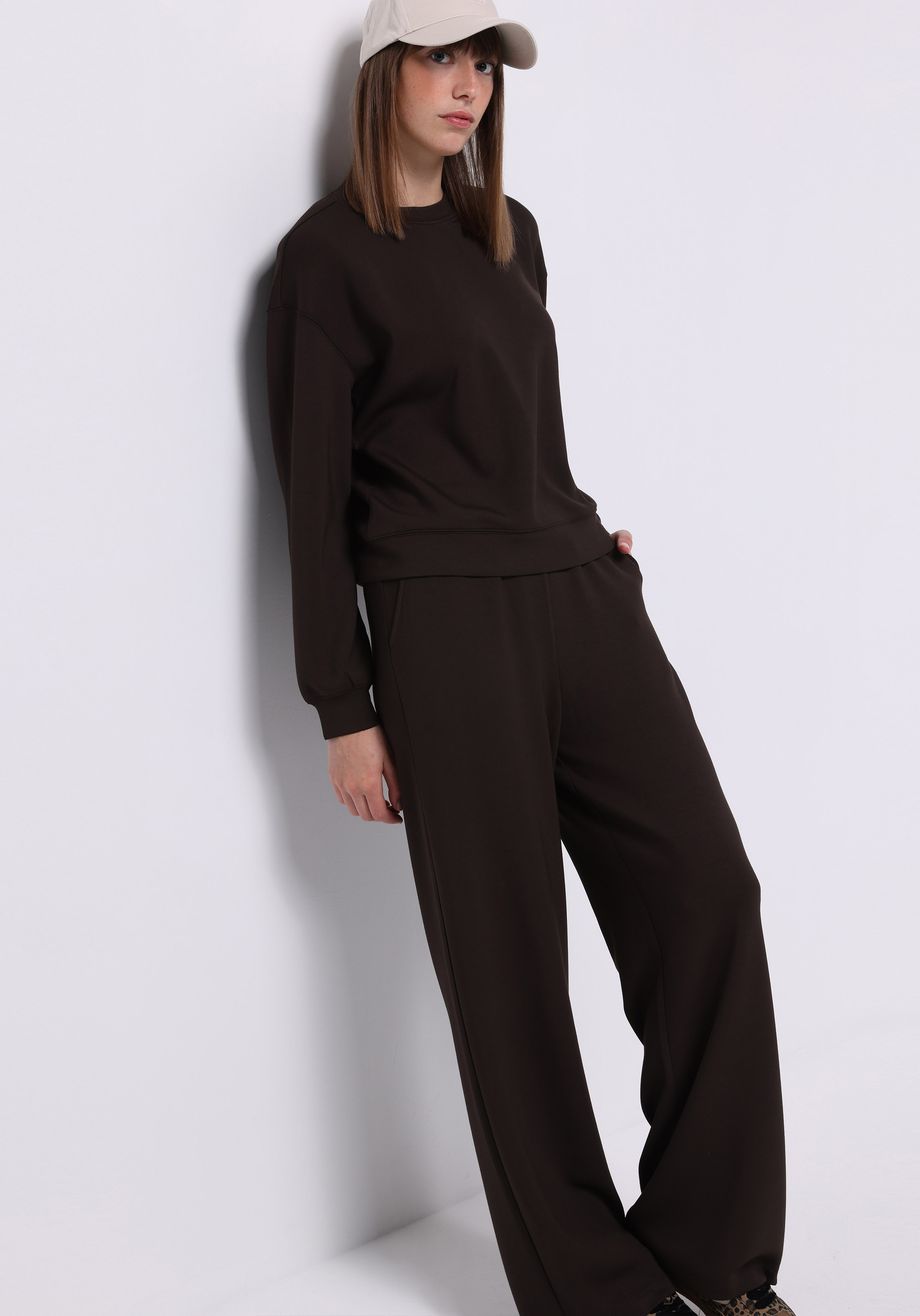 Afișați detalii pentru Hanorac / Bluza De Dama Maro Regular Fit  Cl1075536