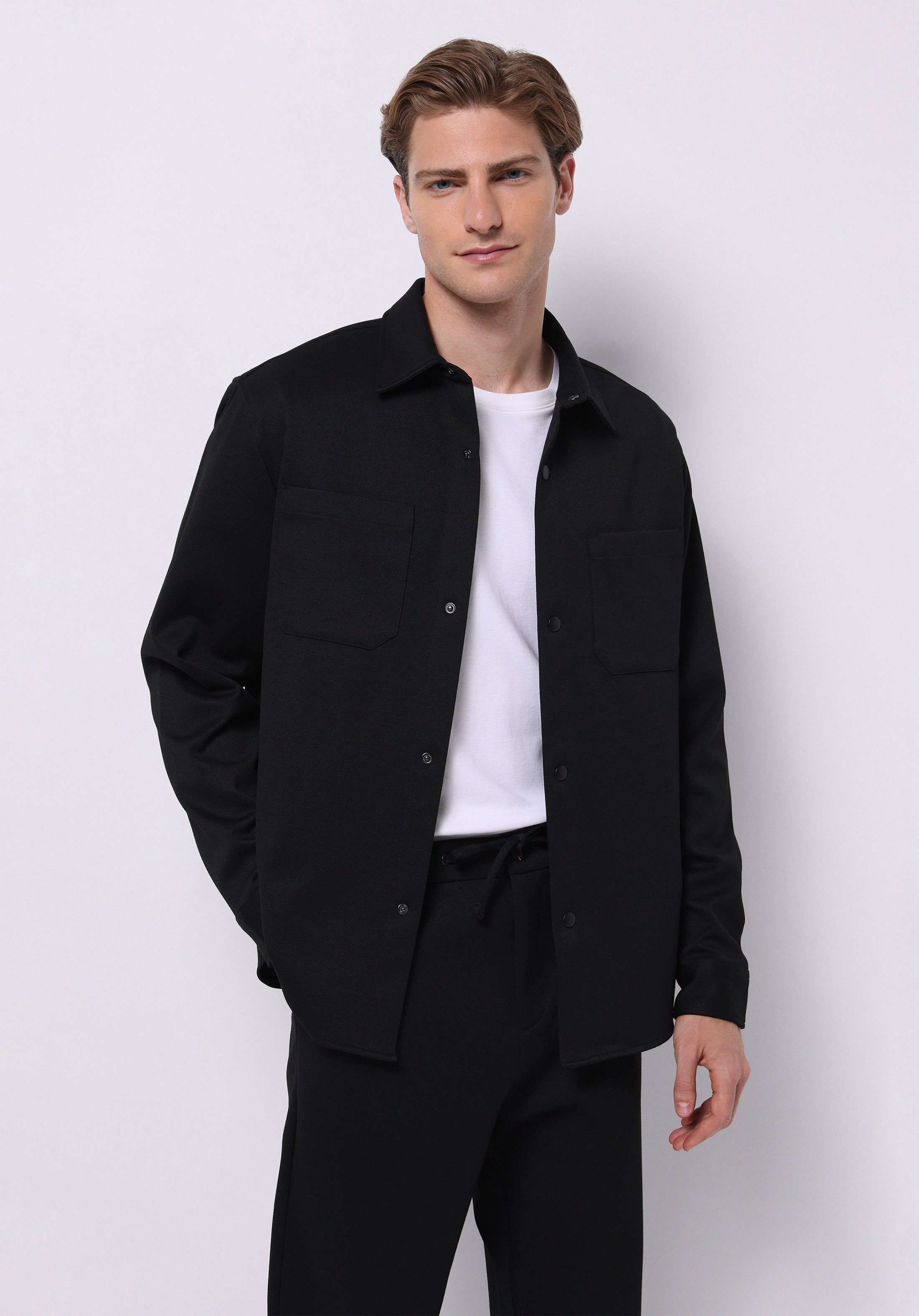 Afișați detalii pentru Jachetă De Barbati Negru Regular Fit  Cl1075640