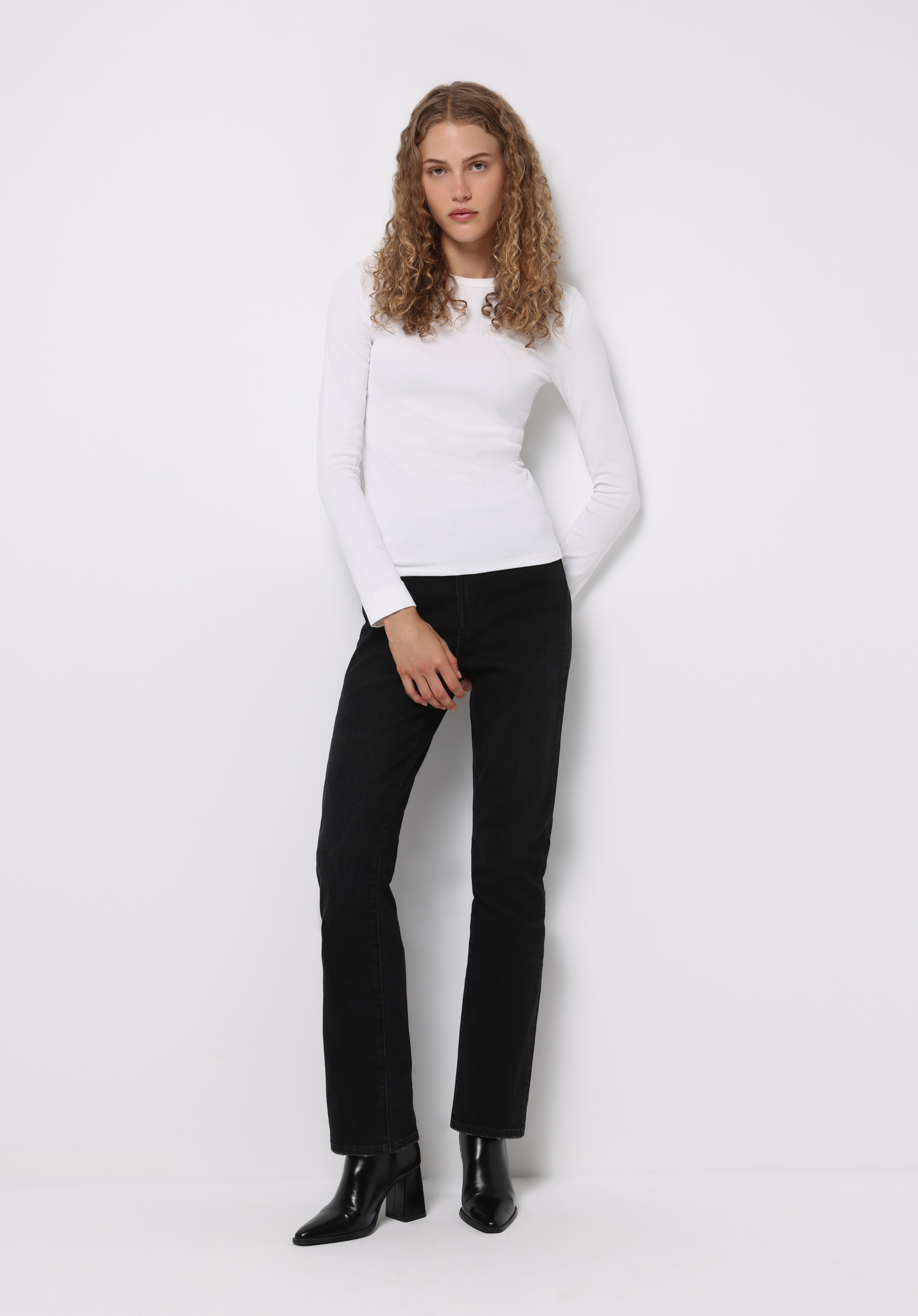 Afișați detalii pentru Tricou Cu Maneca Lunga De Dama Alb Slim Fit  Cl1072550
