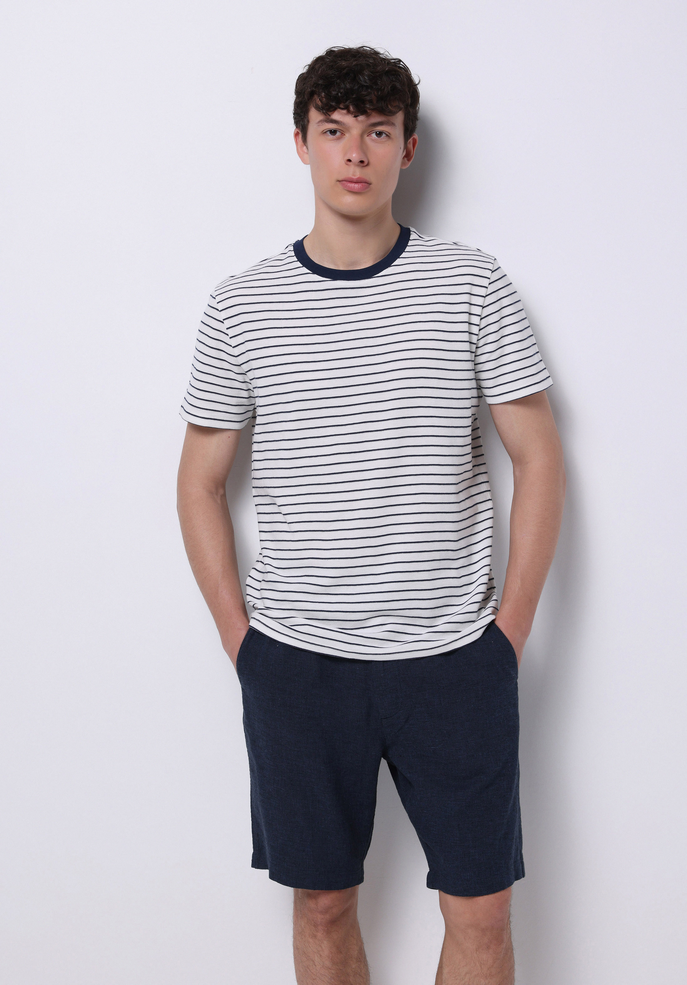 Afișați detalii pentru Tricou Cu Maneca Scurta De Barbati Albastru Regular Fit  Cl1074200