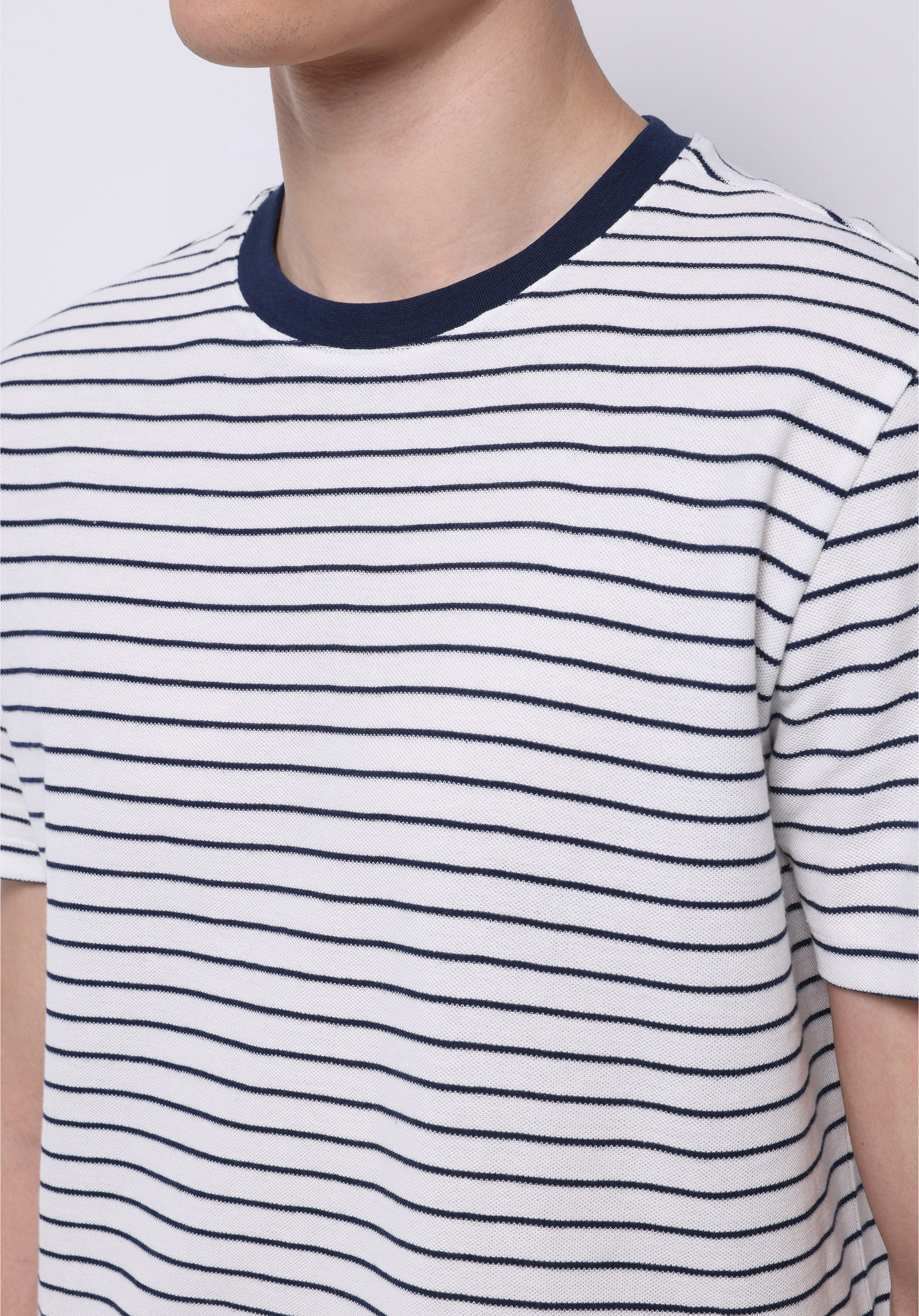 Afișați detalii pentru Tricou Cu Maneca Scurta De Barbati Albastru Regular Fit  Cl1074200