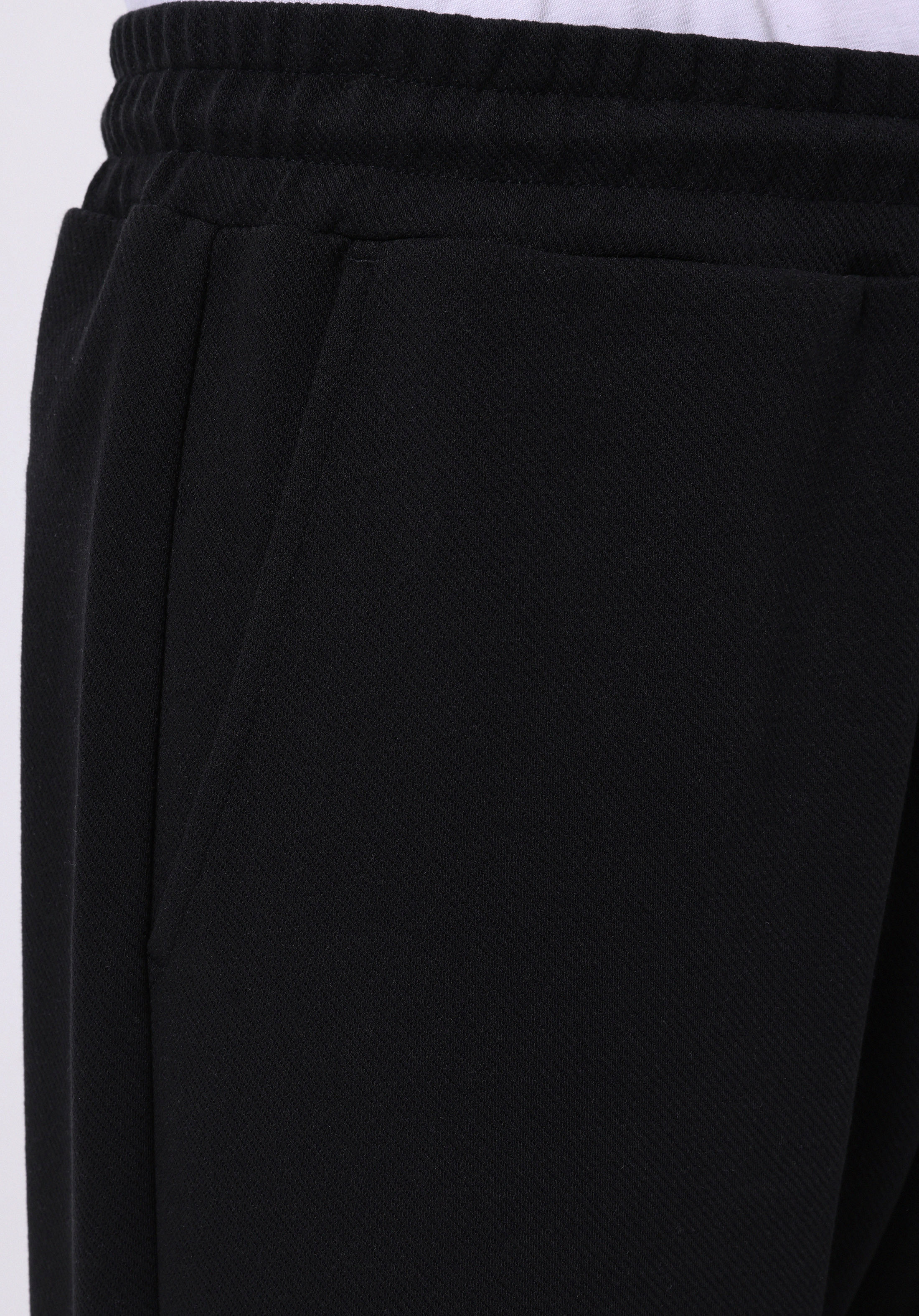 Afișați detalii pentru Pantaloni De Trening De Barbati Negru Regular Fit  Cl1075314