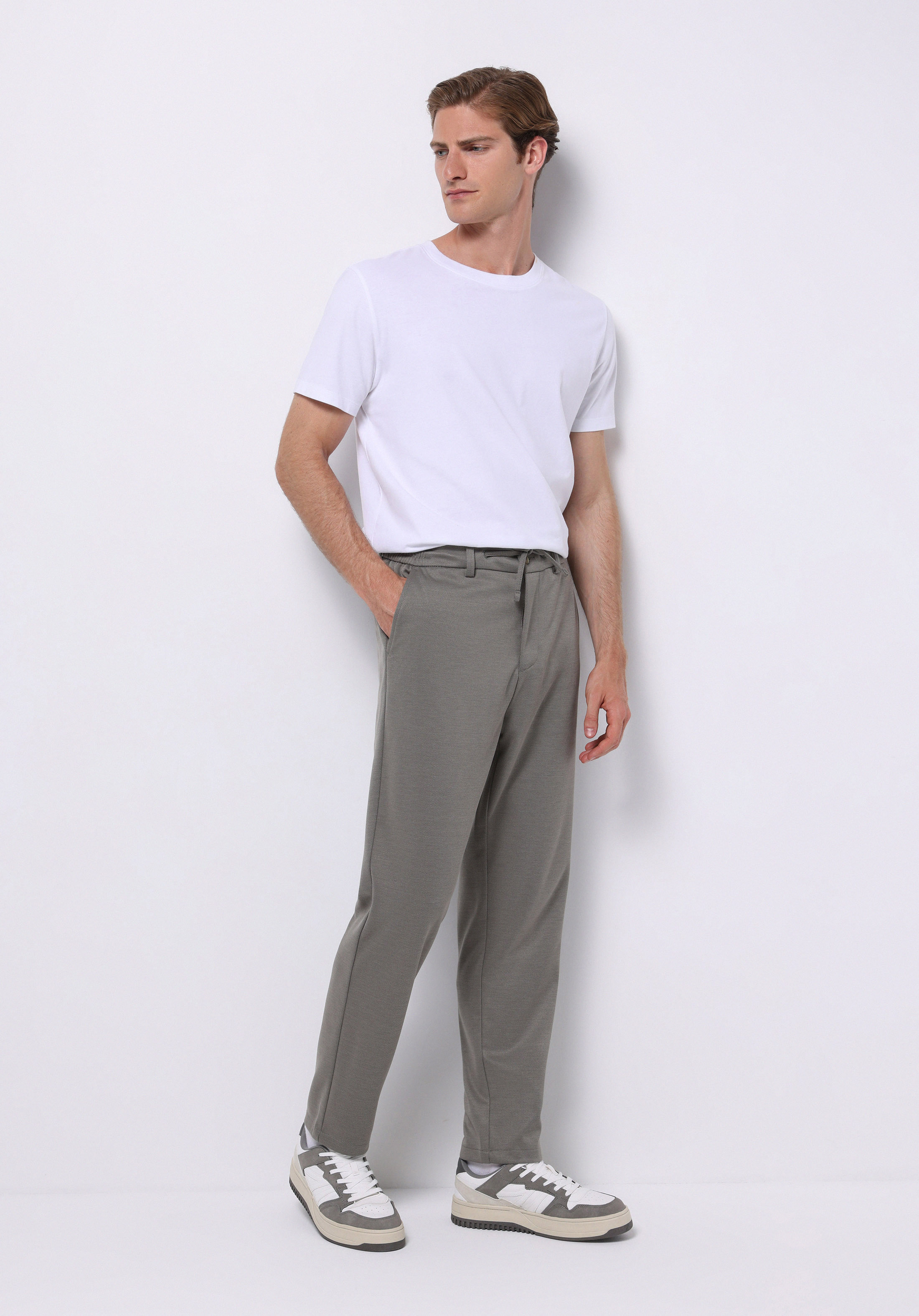Afișați detalii pentru Pantaloni De Barbati Verde Regular Fit  Cl1075648