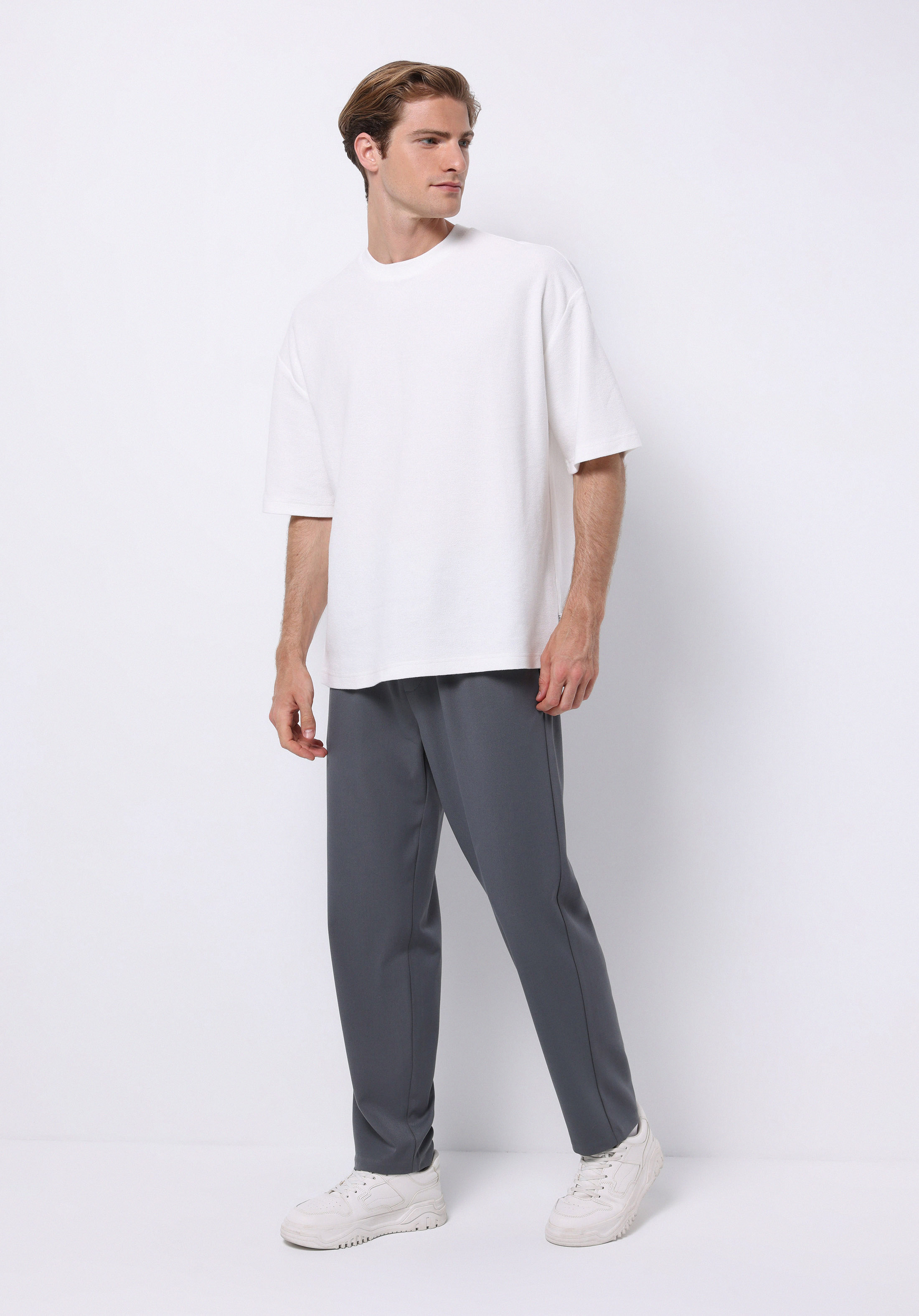Afișați detalii pentru Pantaloni De Barbati Antracit Regular Fit  Cl1075740
