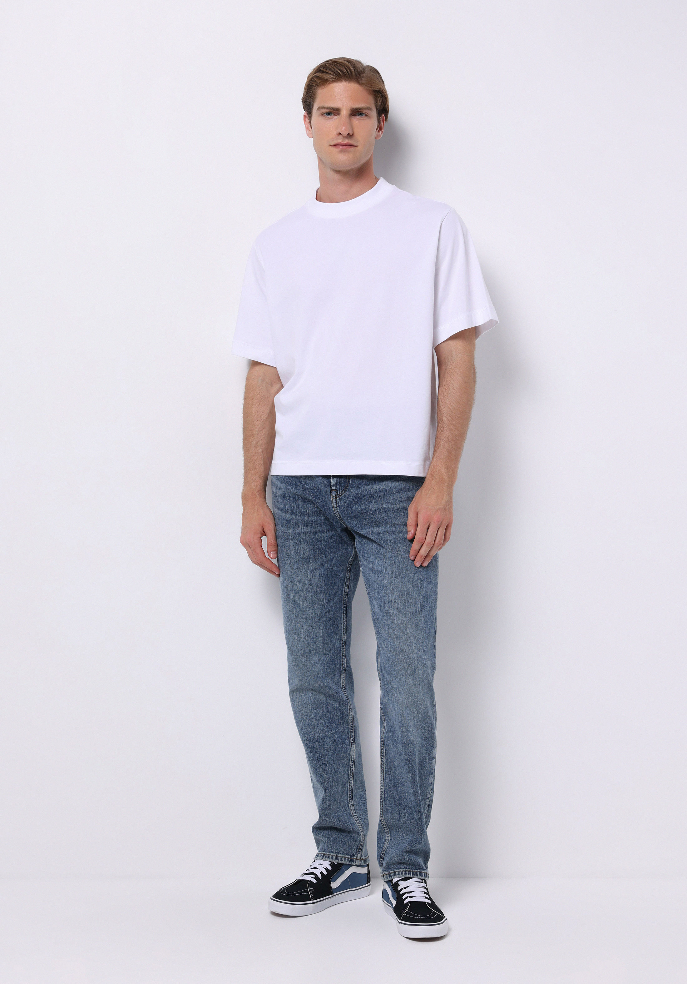 Afișați detalii pentru Pantaloni De Barbati Albastru Loose Straight Fit  Cl1076004