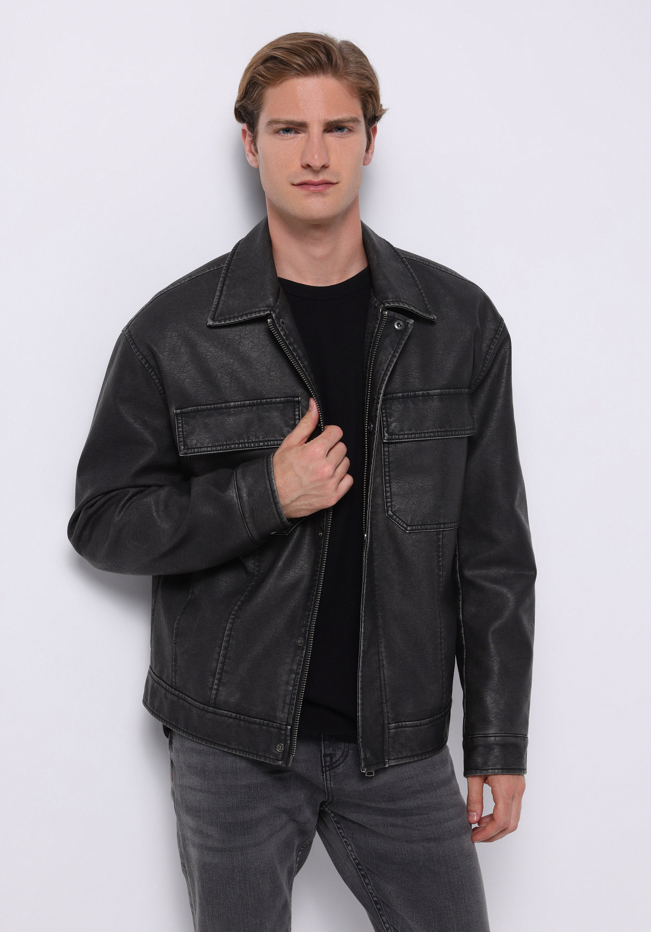 Afișați detalii pentru Jacheta De Barbati Negru Slim Fit  Cl1076178