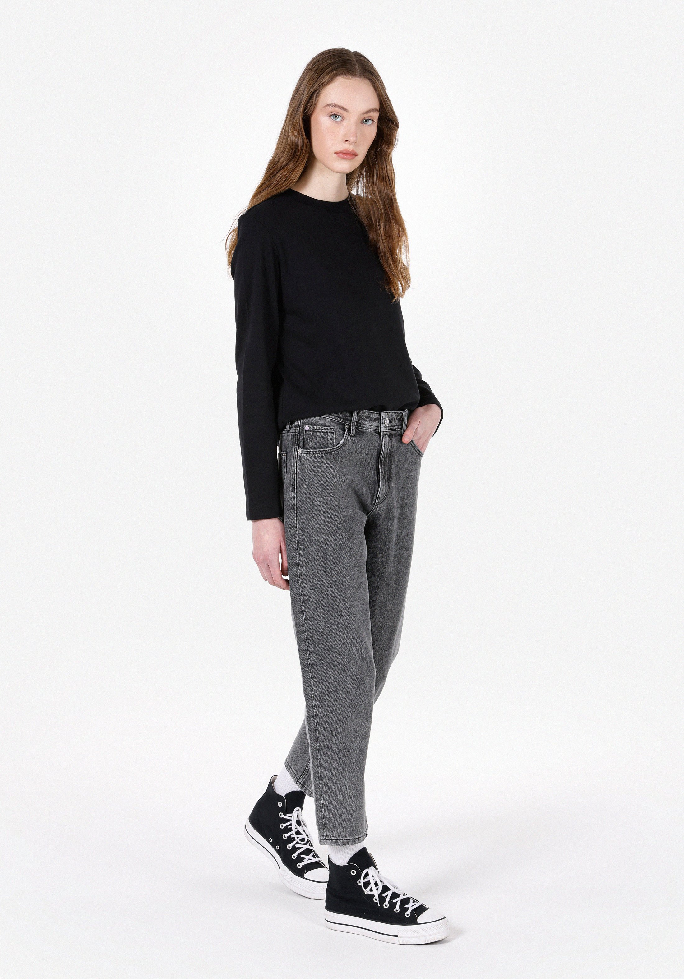 Afișați detalii pentru Pantaloni De Dama Denim Boyfriend Fit 893 Julia Cl1073667