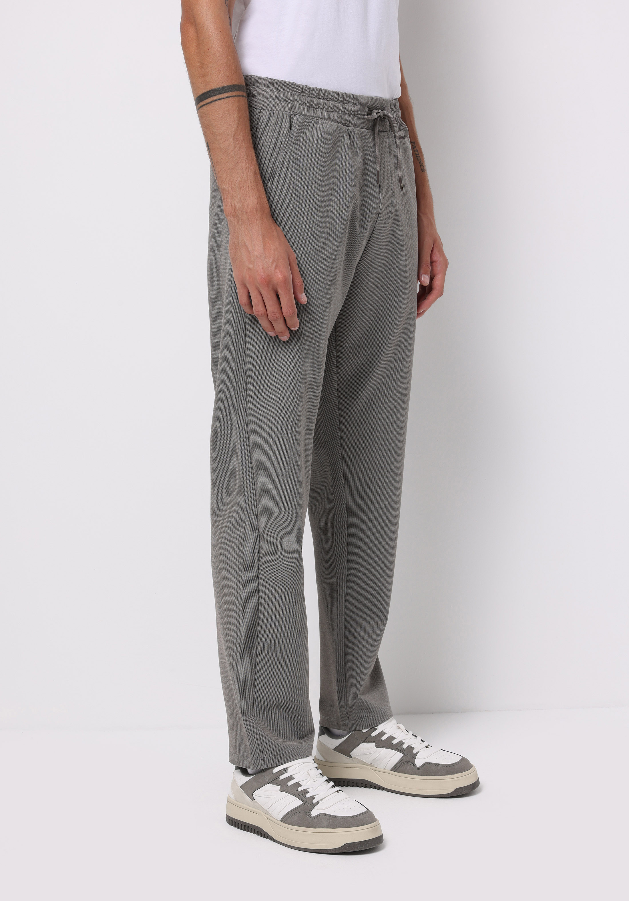 Afișați detalii pentru Pantaloni De Trening De Barbati Maro Regular Fit  Cl1075371