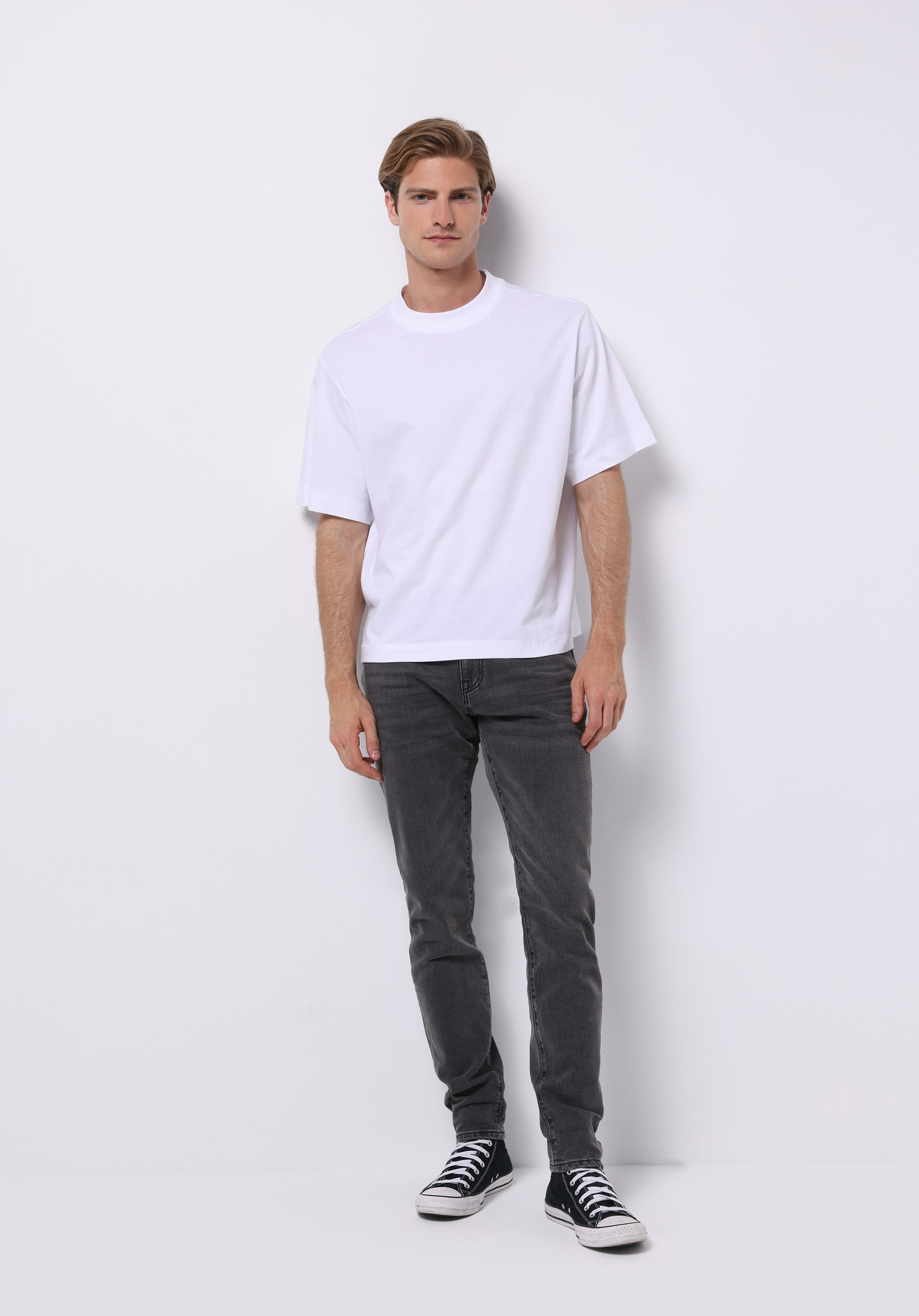 Afișați detalii pentru Pantaloni De Barbati Negru Slim Fit 041 Danny Cl1075982