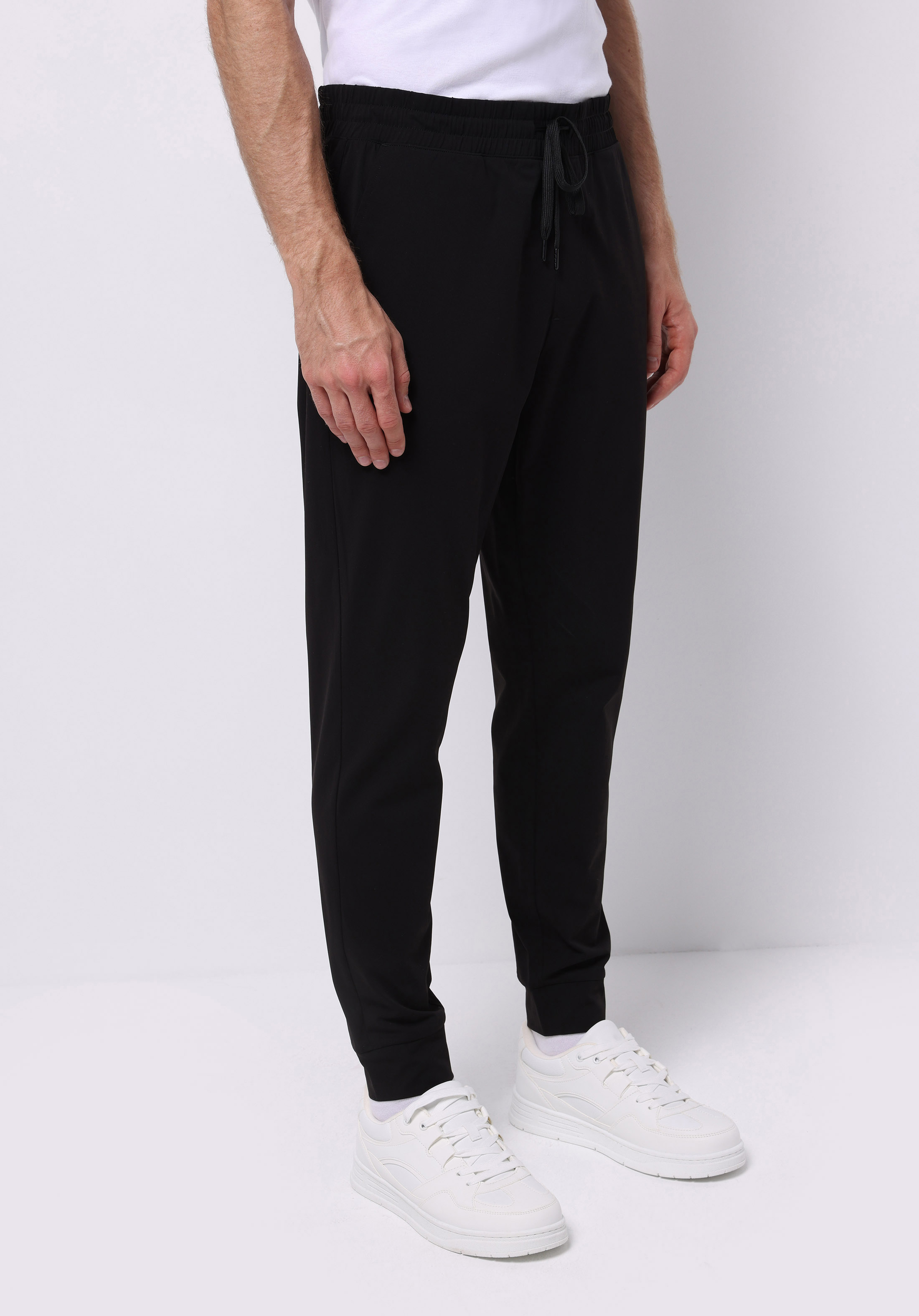 Afișați detalii pentru Pantaloni De Trening De Barbati Negru Slim Fit  Cl1076166