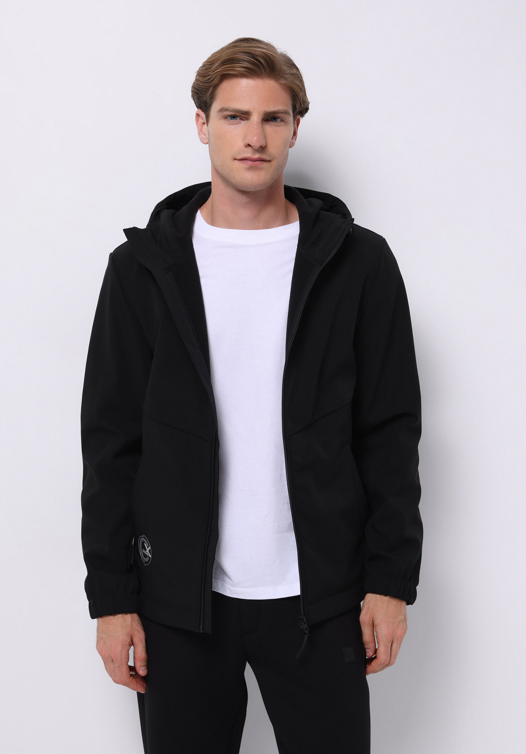Afișați detalii pentru Jacheta De Ploaıe De Barbati Negru Slim Fit  Cl1076148