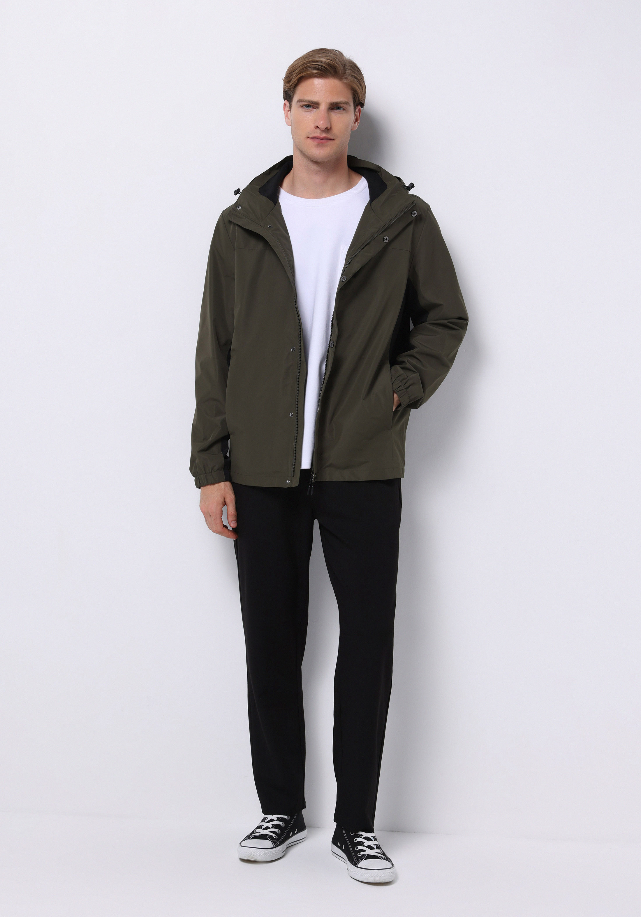 Afișați detalii pentru Jacheta De Ploaıe De Barbati Kaki Regular Fit  Cl1076536