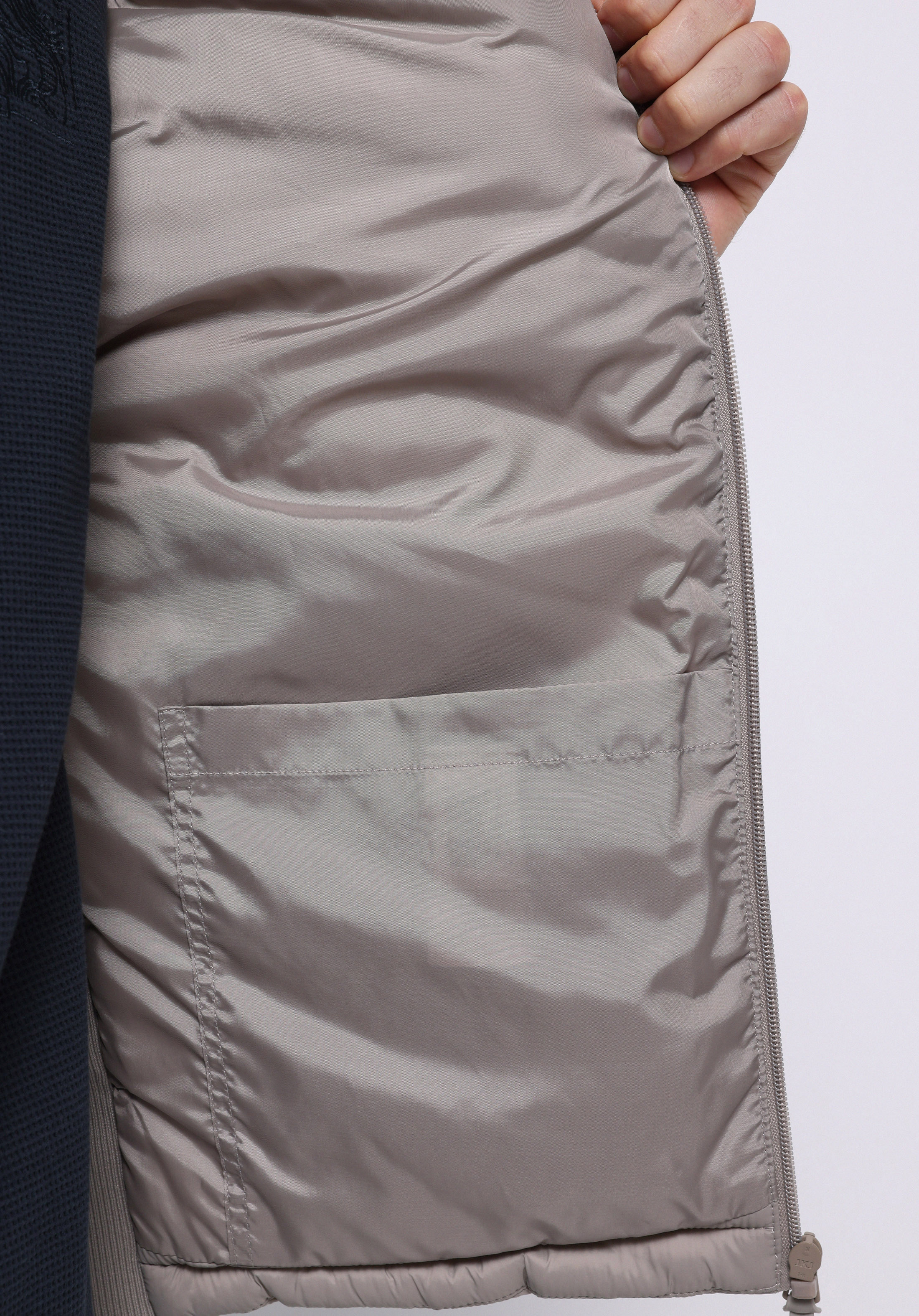 Afișați detalii pentru Vesta De Barbati Bej Slim Fit  Cl1071238