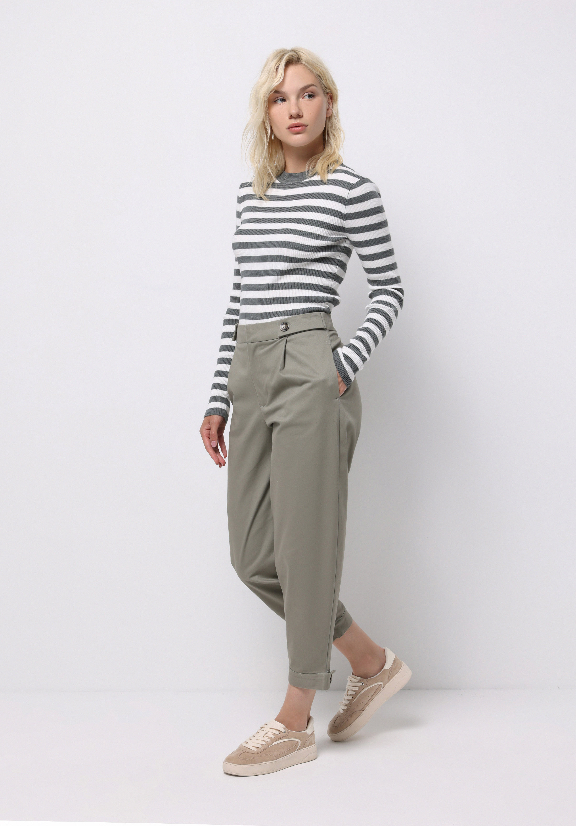 Afișați detalii pentru Pantaloni De Dama Verde Regular Fit  Cl1075593