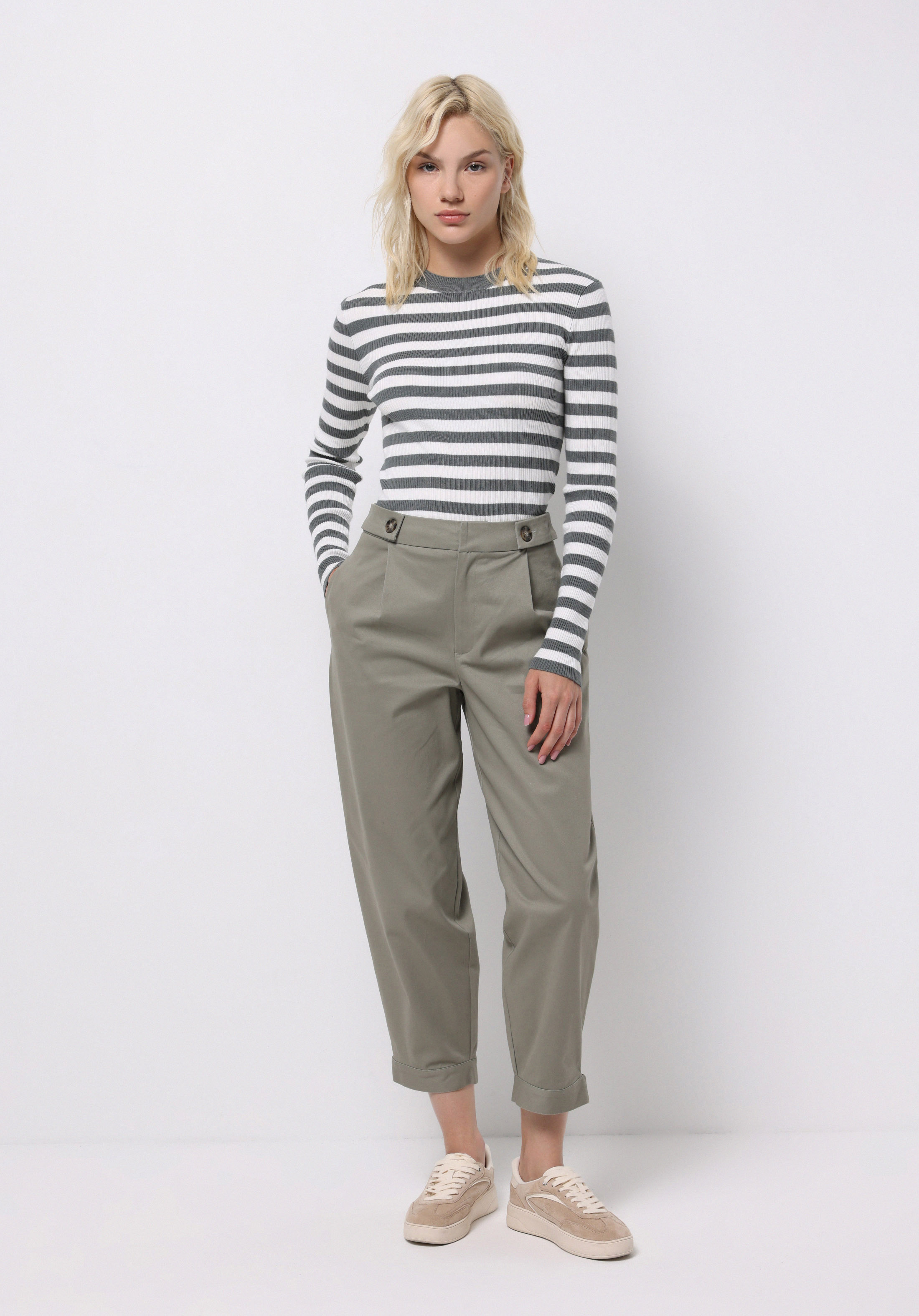 Afișați detalii pentru Pantaloni De Dama Verde Regular Fit  Cl1075593
