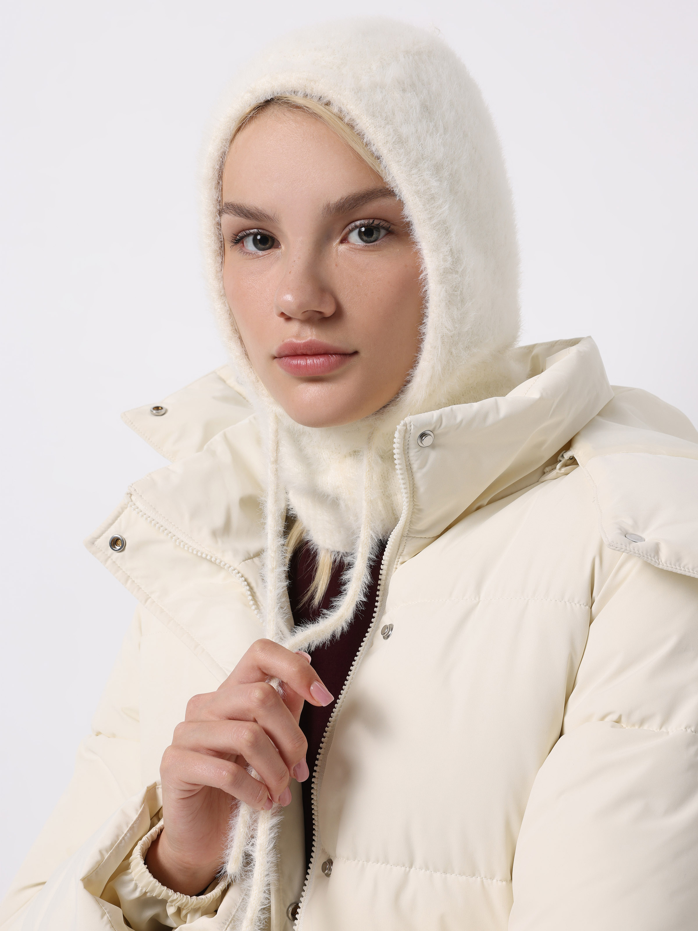 Afișați detalii pentru Bereta De Dama Bej Modern Fit  Cl1076906