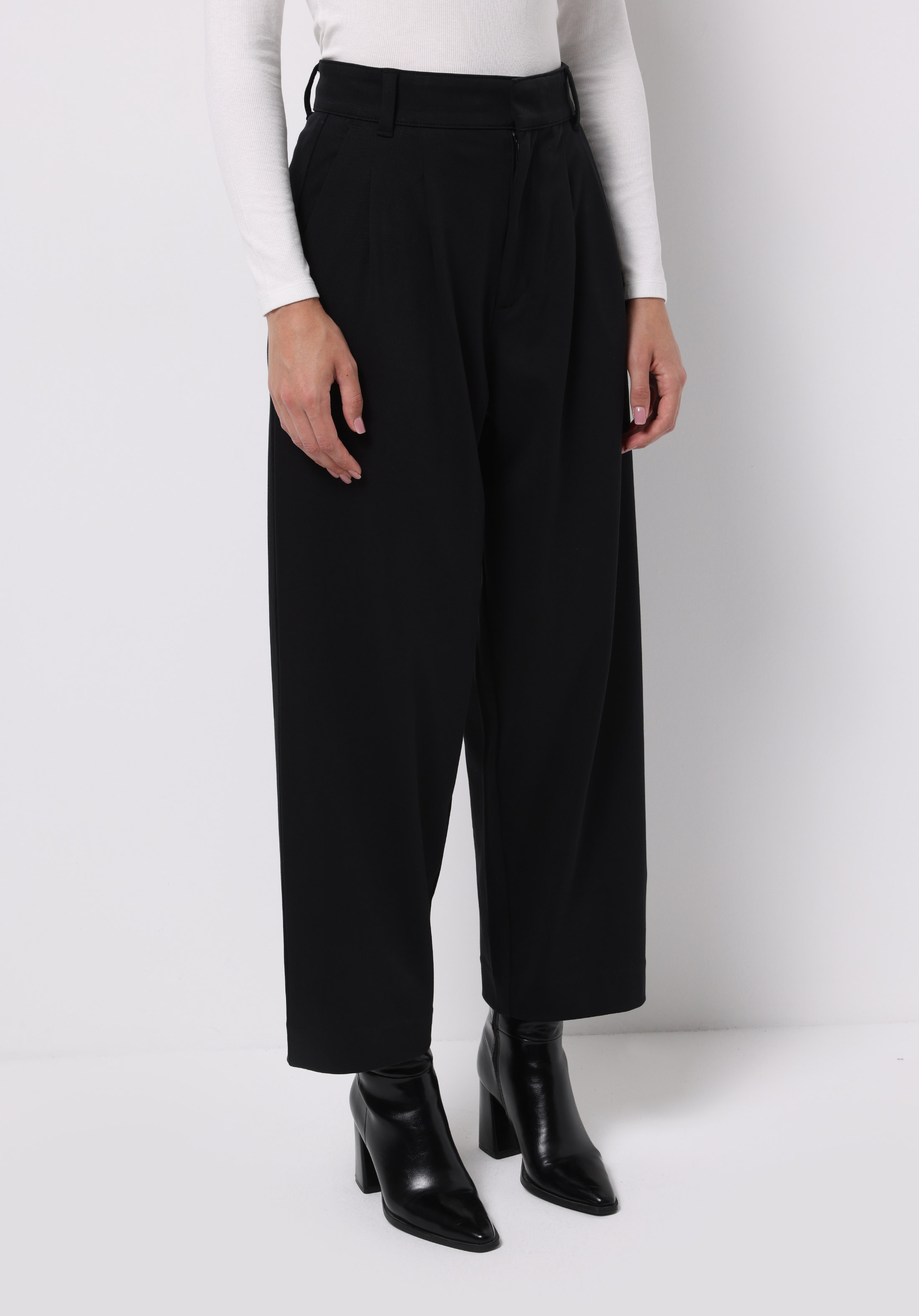 Afișați detalii pentru Pantaloni De Dama Negru Regular Fit  Cl1075603