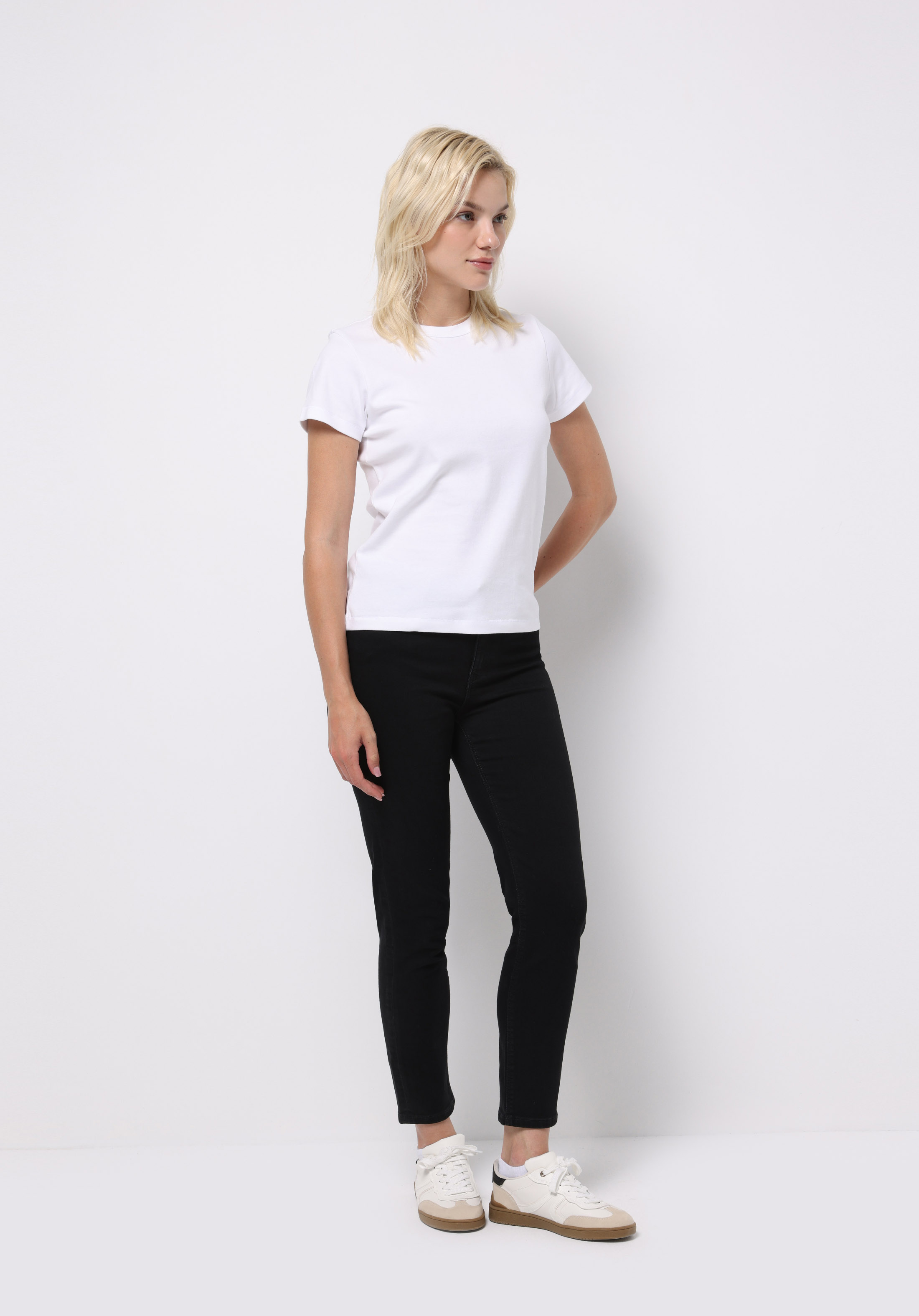 Afișați detalii pentru Pantaloni De Dama Negru Slim Fit 703 Carla Cl1076010