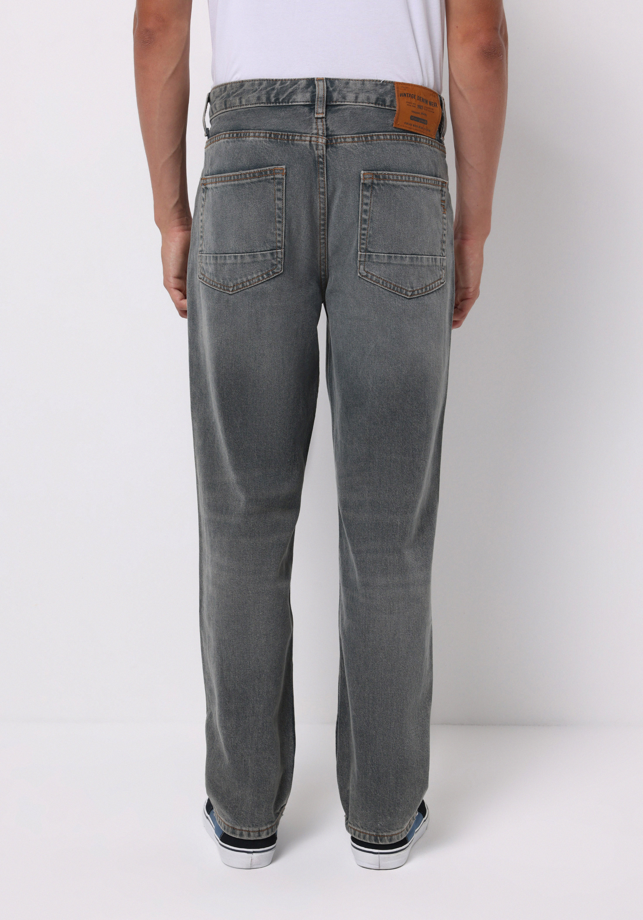 Afișați detalii pentru Pantaloni De Barbati Albastru Loose Straight Fit  Cl1076796